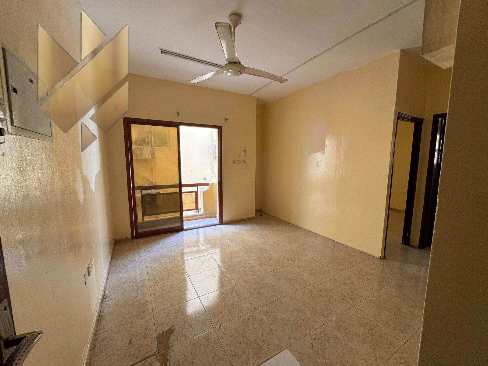 For annual rent – One bedroom and living room apartment | Strategic and lively location | Spacious area | Modern design | Excellent finishing | Great