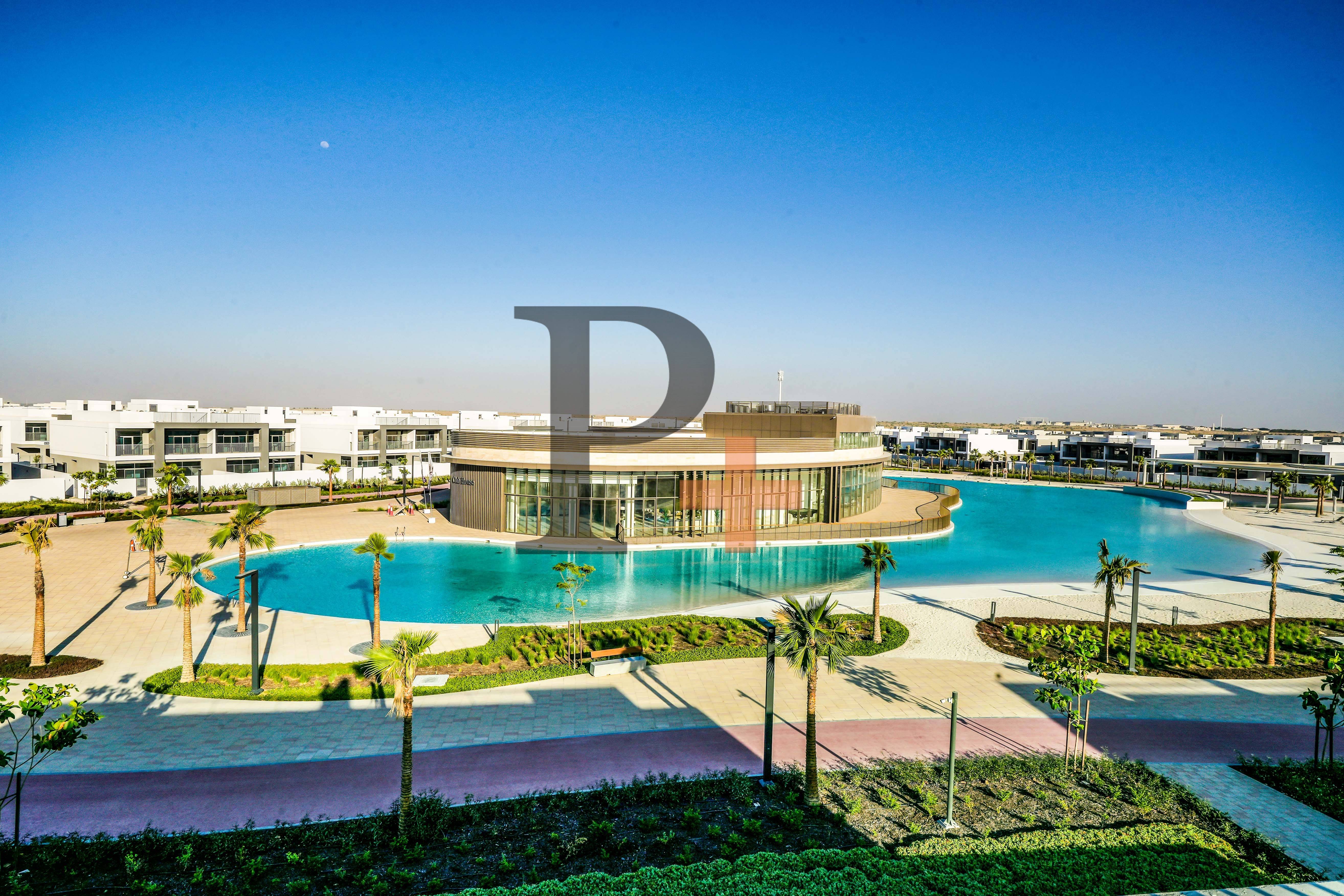 SR Pond Facing| Motivated Seller | Exclusive Villa