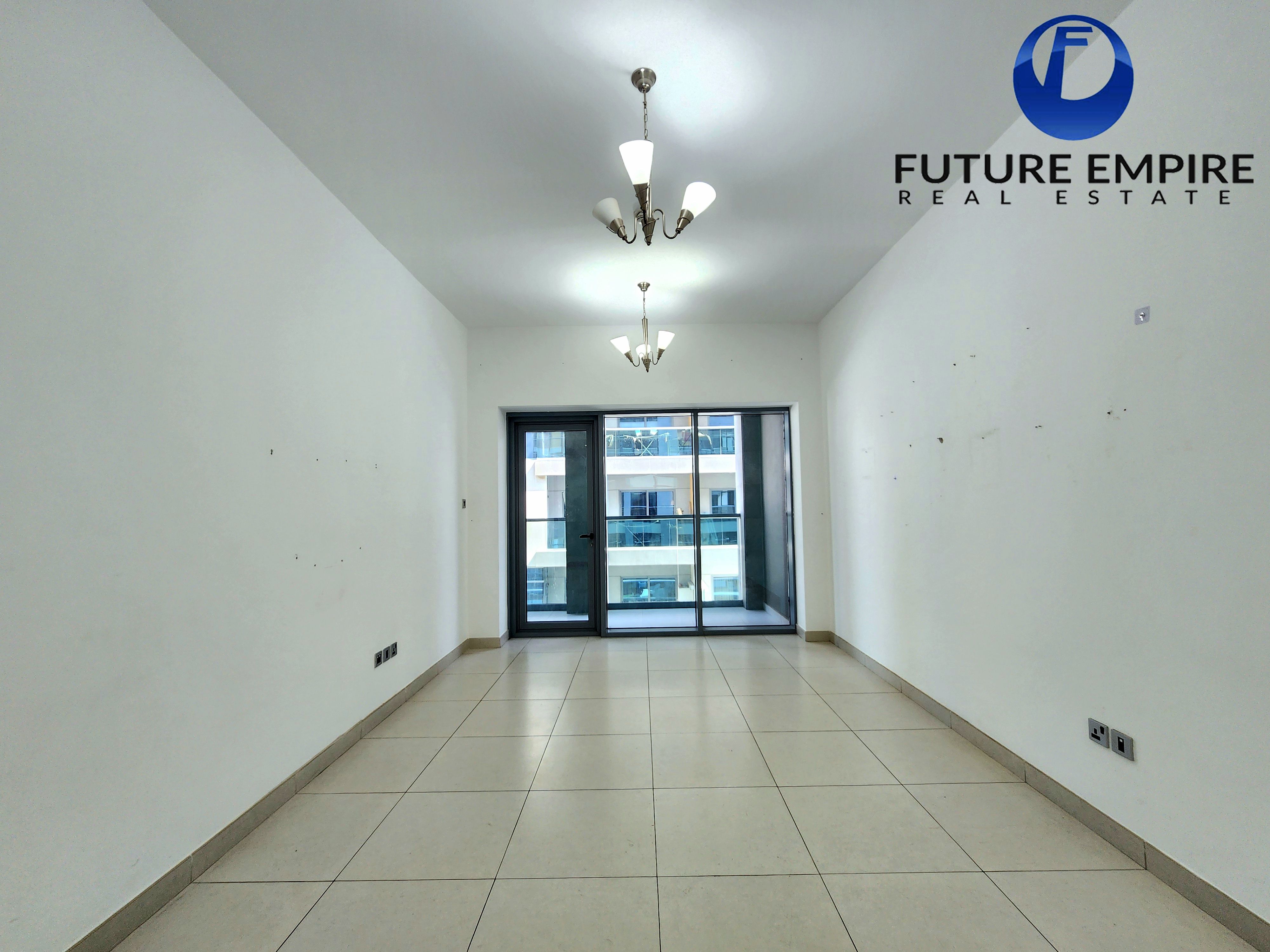Top Tower | All amenities | Near World Trade