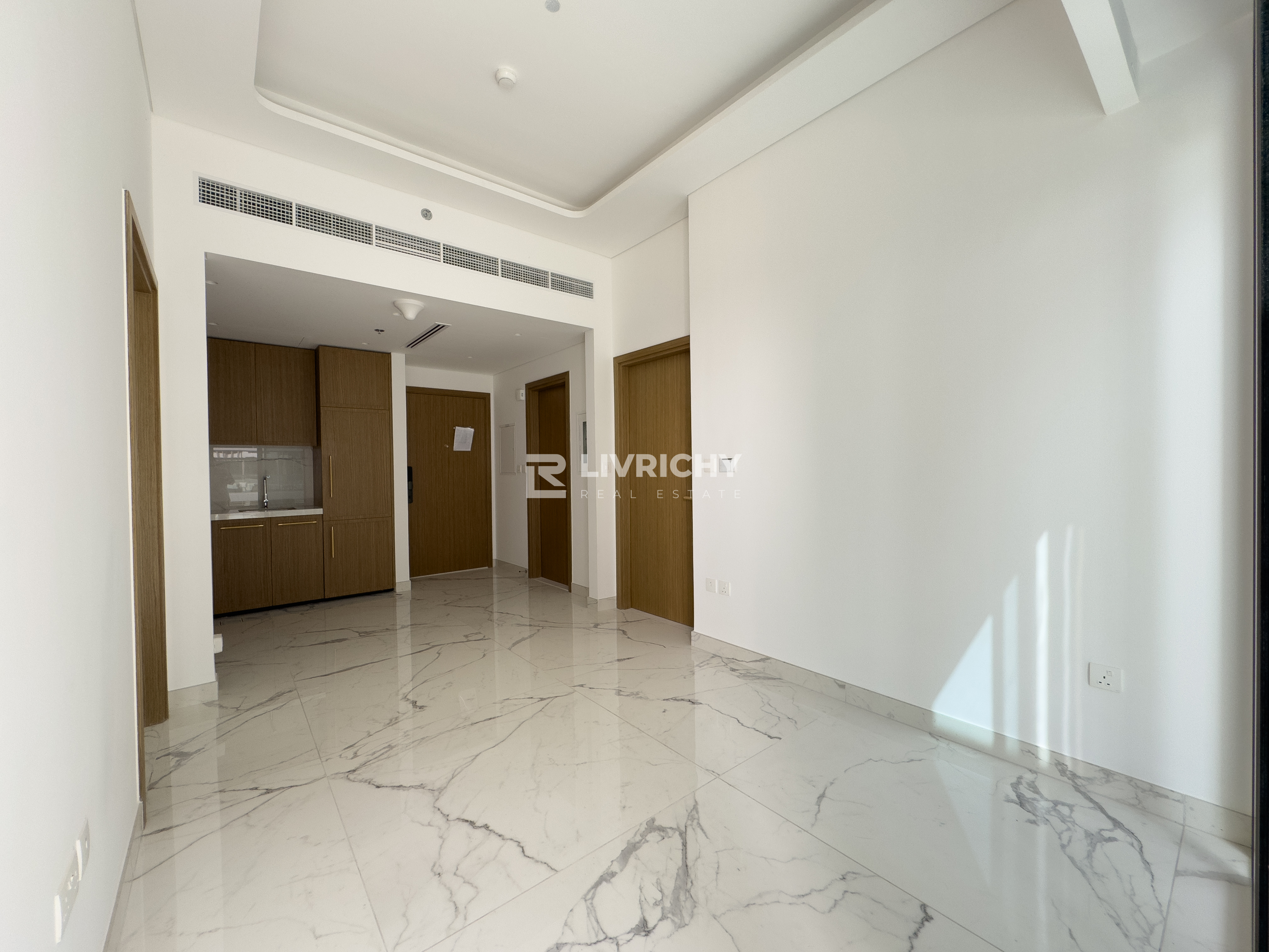 GARDEN VIEW | SMART HOME | SPACIOUS UNIT