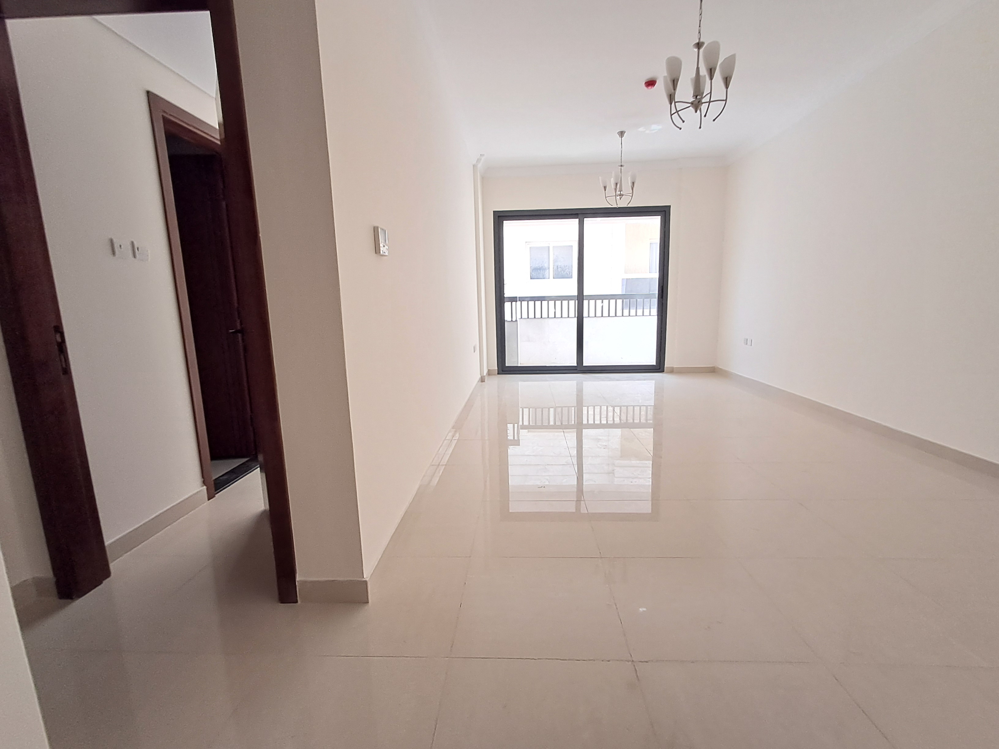 1 month free 12 cheque Brand new Big size 1bhk with balcony and 2washroom available