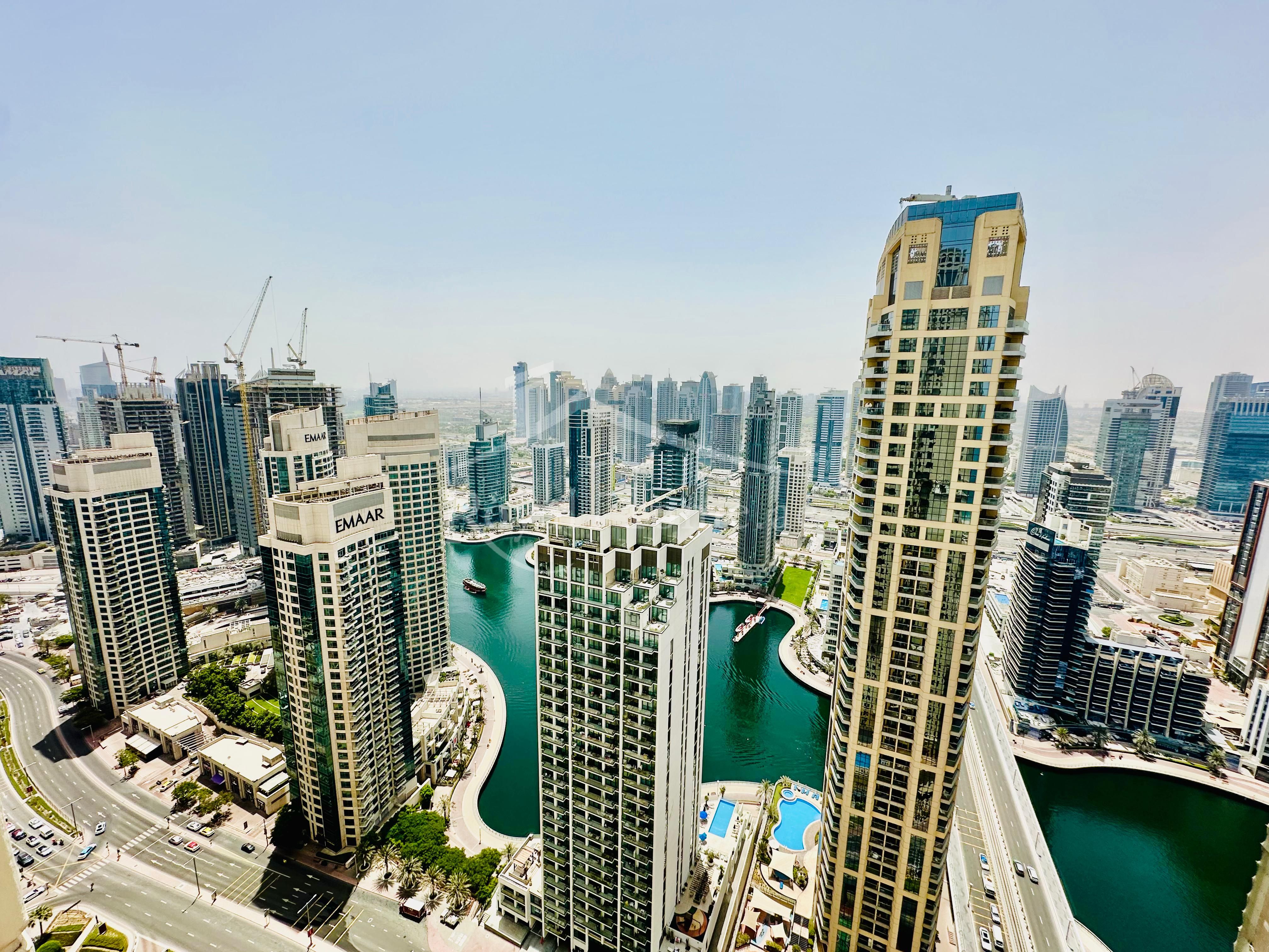 Premium Apartment| Marina View |Beachfront Living