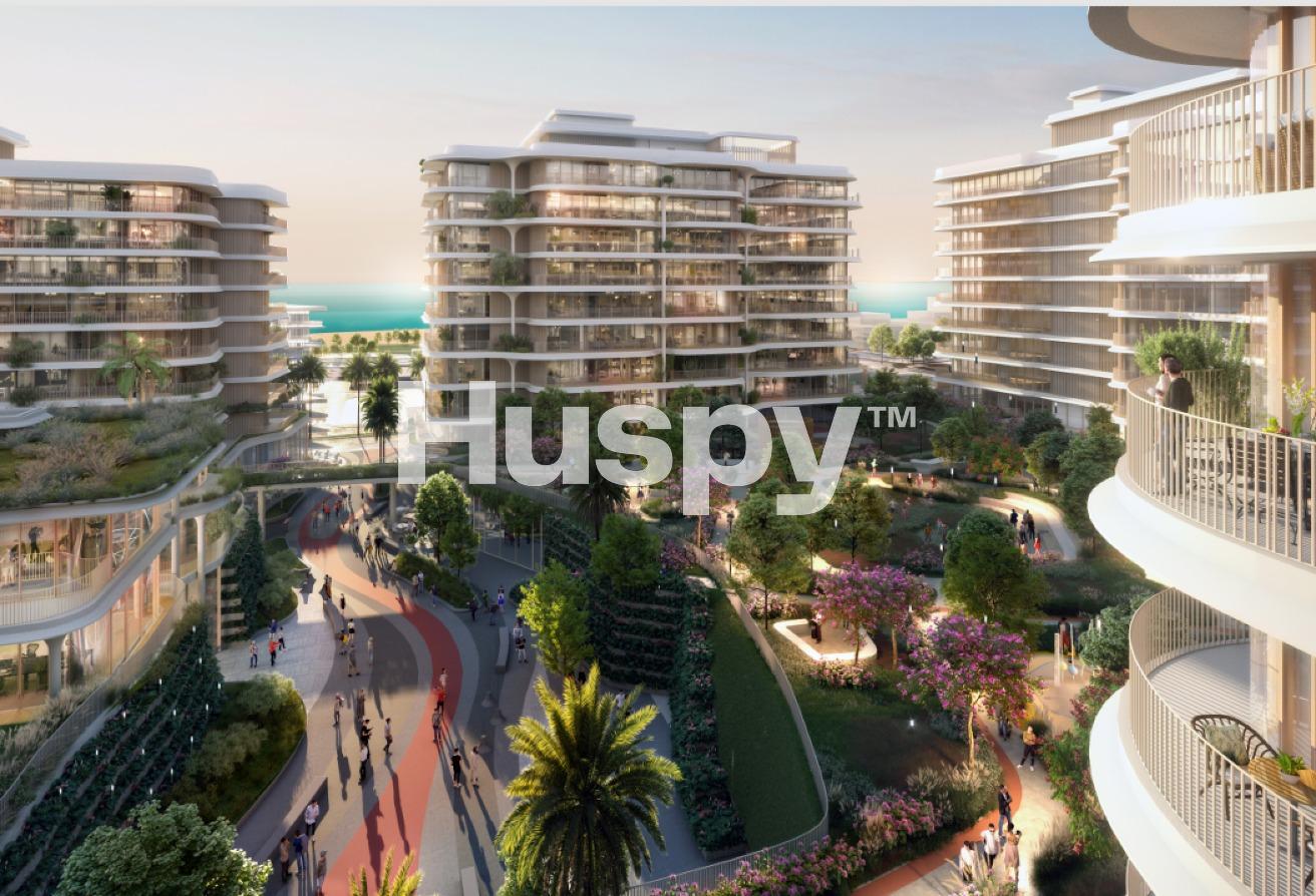 Top Floor | Luxury Living | Museum View