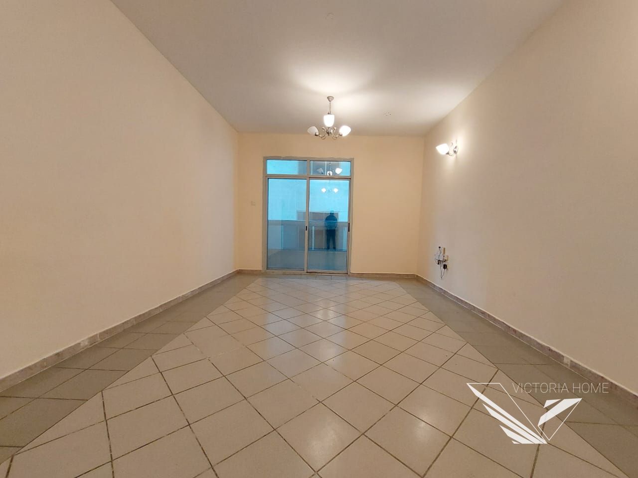 No Deposit 3bhk Balcony Park View Near Buhaira Cornish 48k