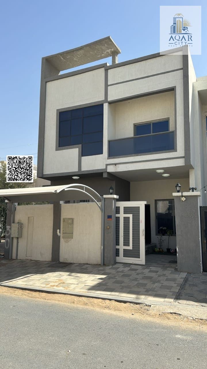 **A strategic location near all services Distinctive location, 5-room street and villa with a roof and a basement directly on Zayed Street High-quality finishing, negotiable, and a spacious area **Easy access to main roads**Furnished Villa (for all