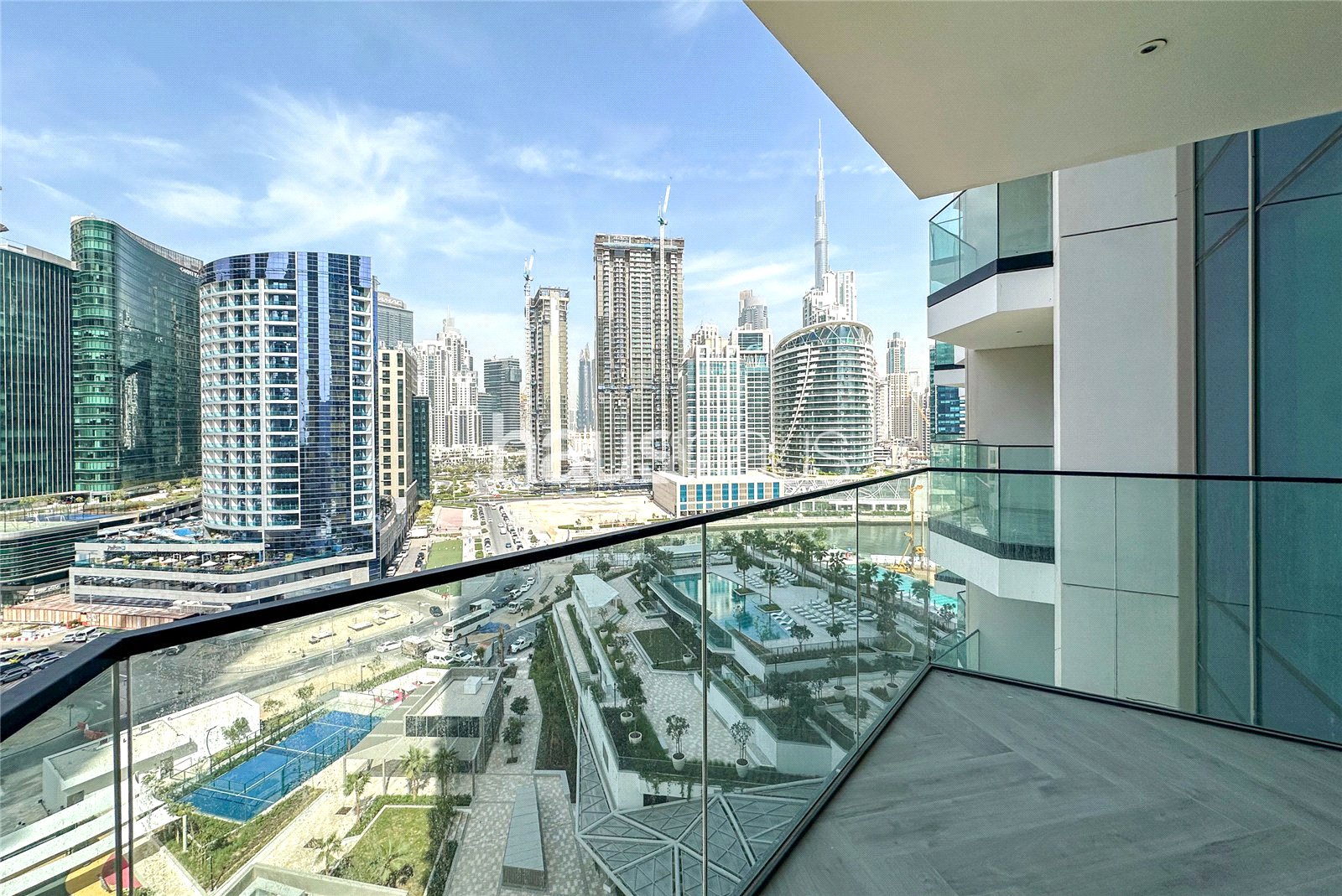Burj Khalifa View | Large Layout | Natural Light