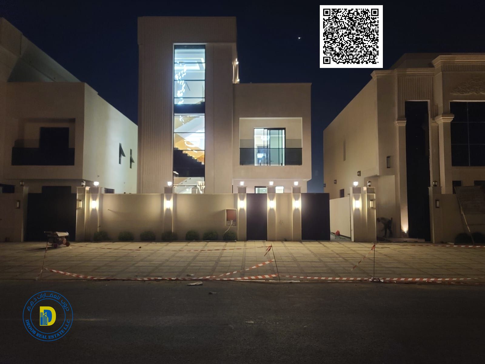 Prime location in Al-Haliou 2, luxurious villa with 5 rooms and a roof terrace, registration fees included.