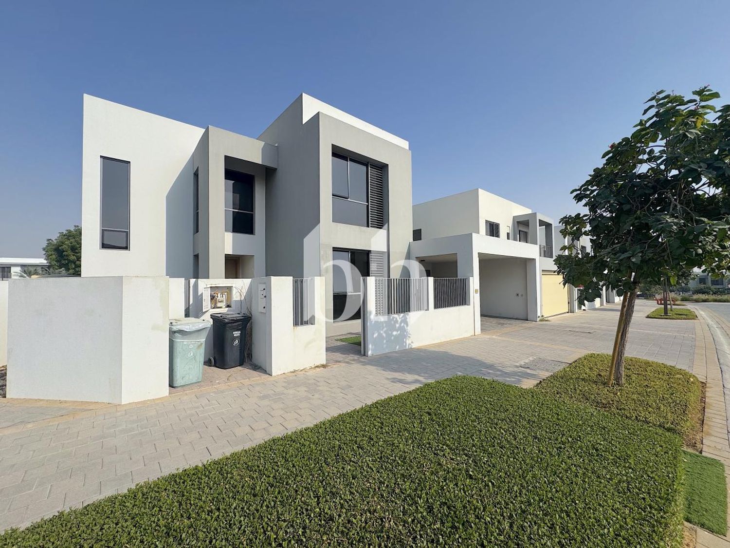 Must See | Desired Location | True Corner