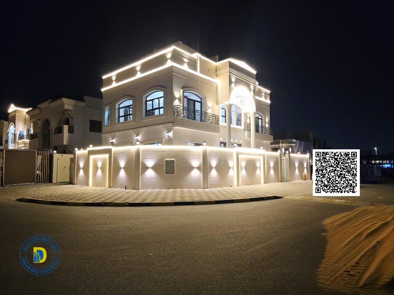 Prime location in Al-Haliou 2, luxurious corner villa with 5 rooms and a roof terrace, registration fees included.