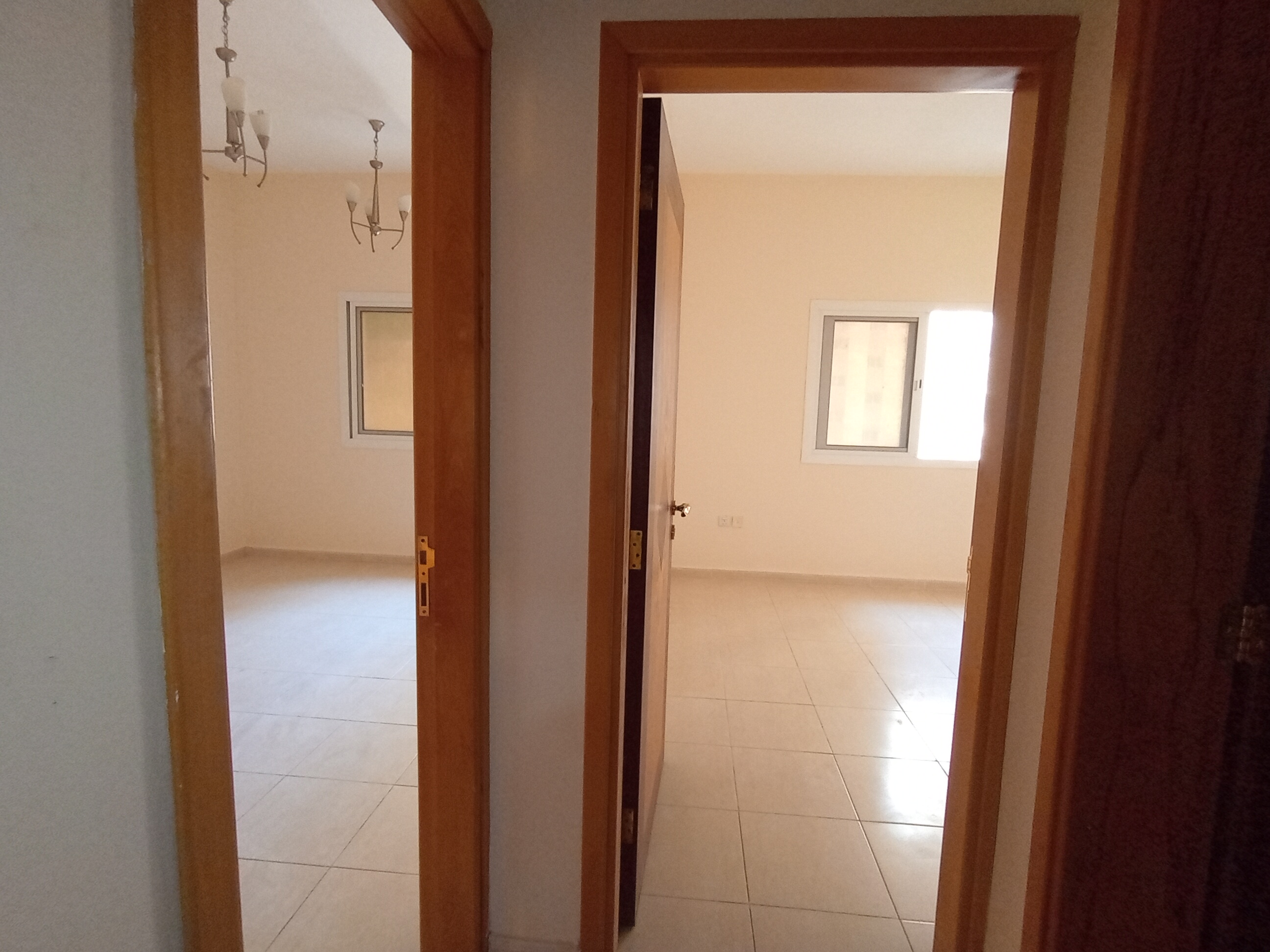 1bhk With Separate Hall Central AC Free Parking In 28k*