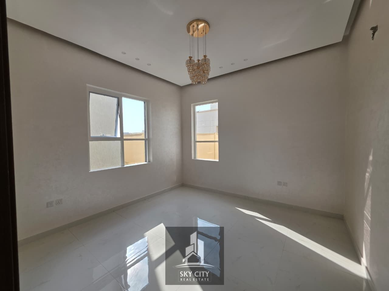 Now's your chance to own your dream villa in Ajman - a luxurious modern design and an unparalleled location! Your dream villa is ready!