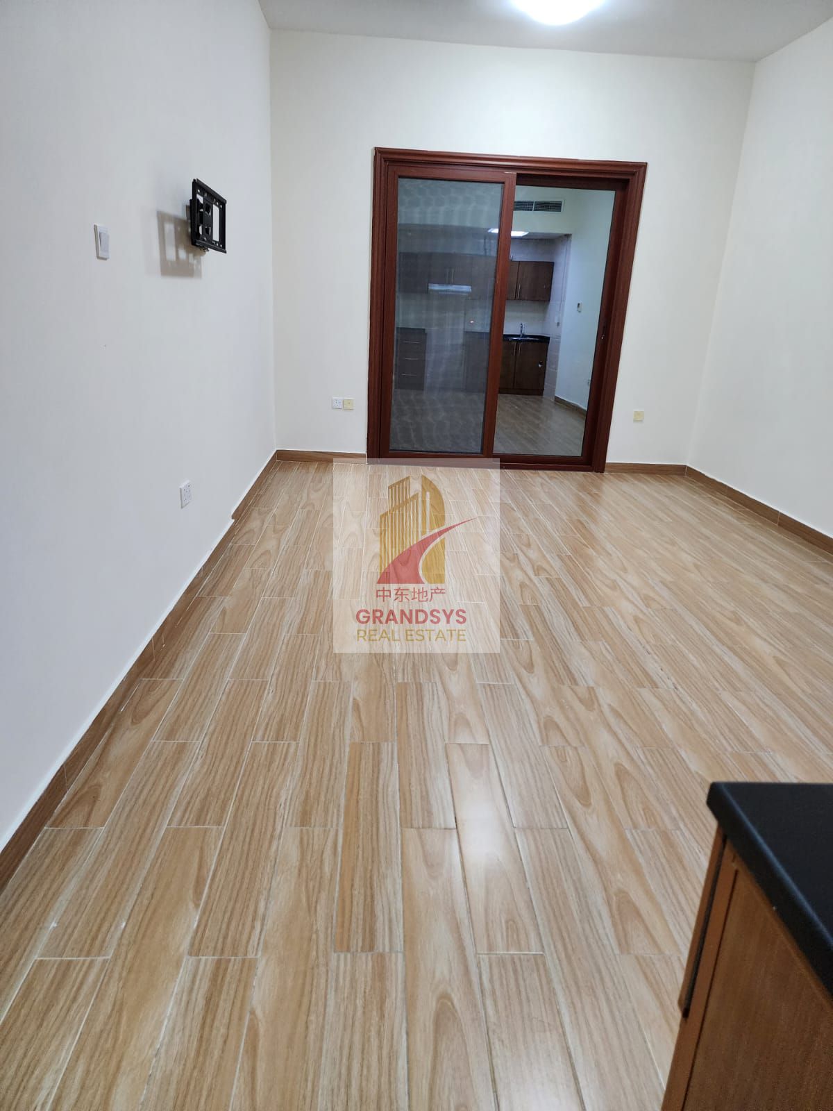 ELEGANT | STUDIO l POOL | GYM | PARKING