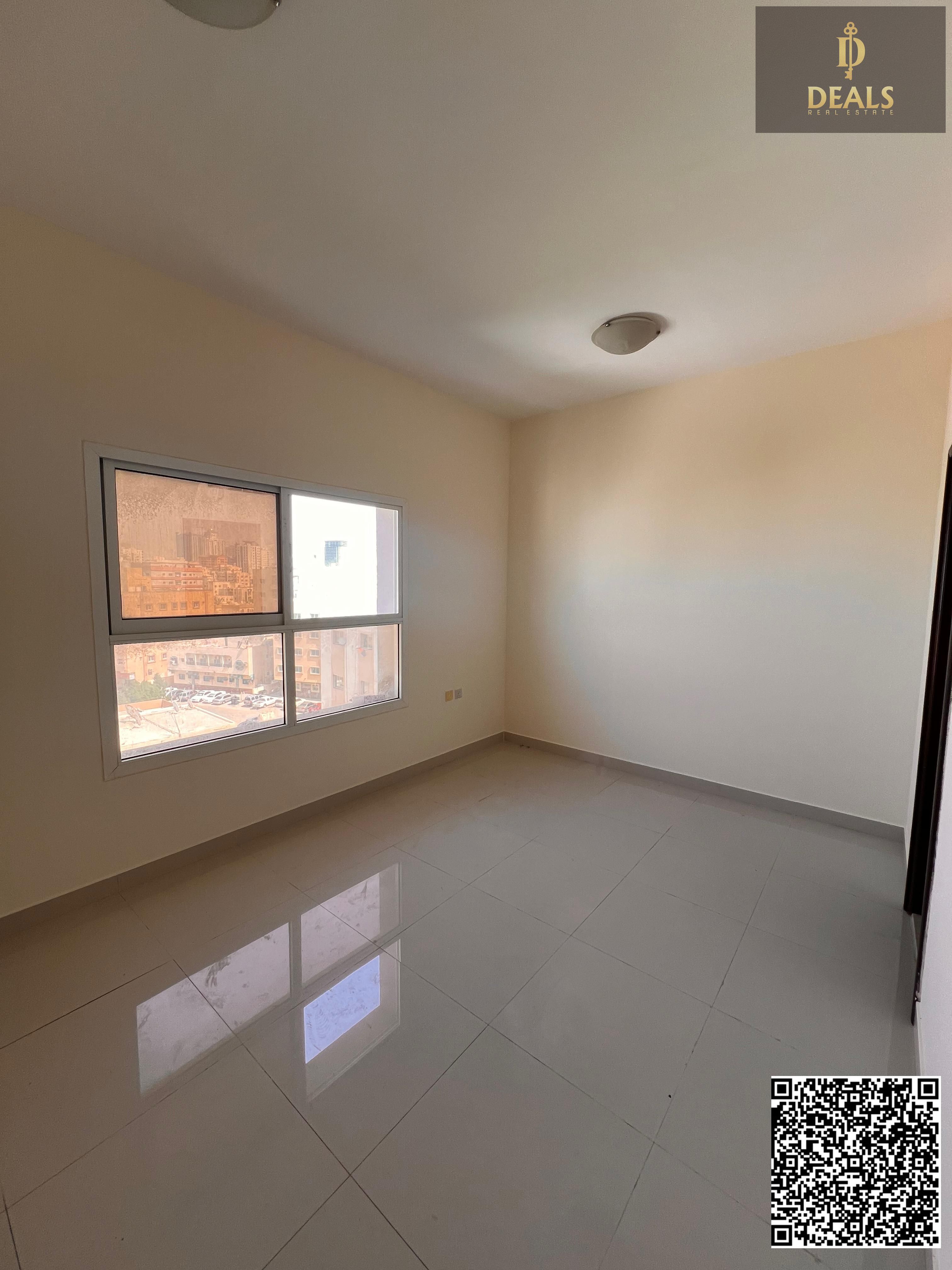 Spacious Studio for Annual Rent in Al Nuaimiya 3 with Central AC and Semi-Separate Kitchen, Prime Location Behind Al Safeer, Facing Sharjah