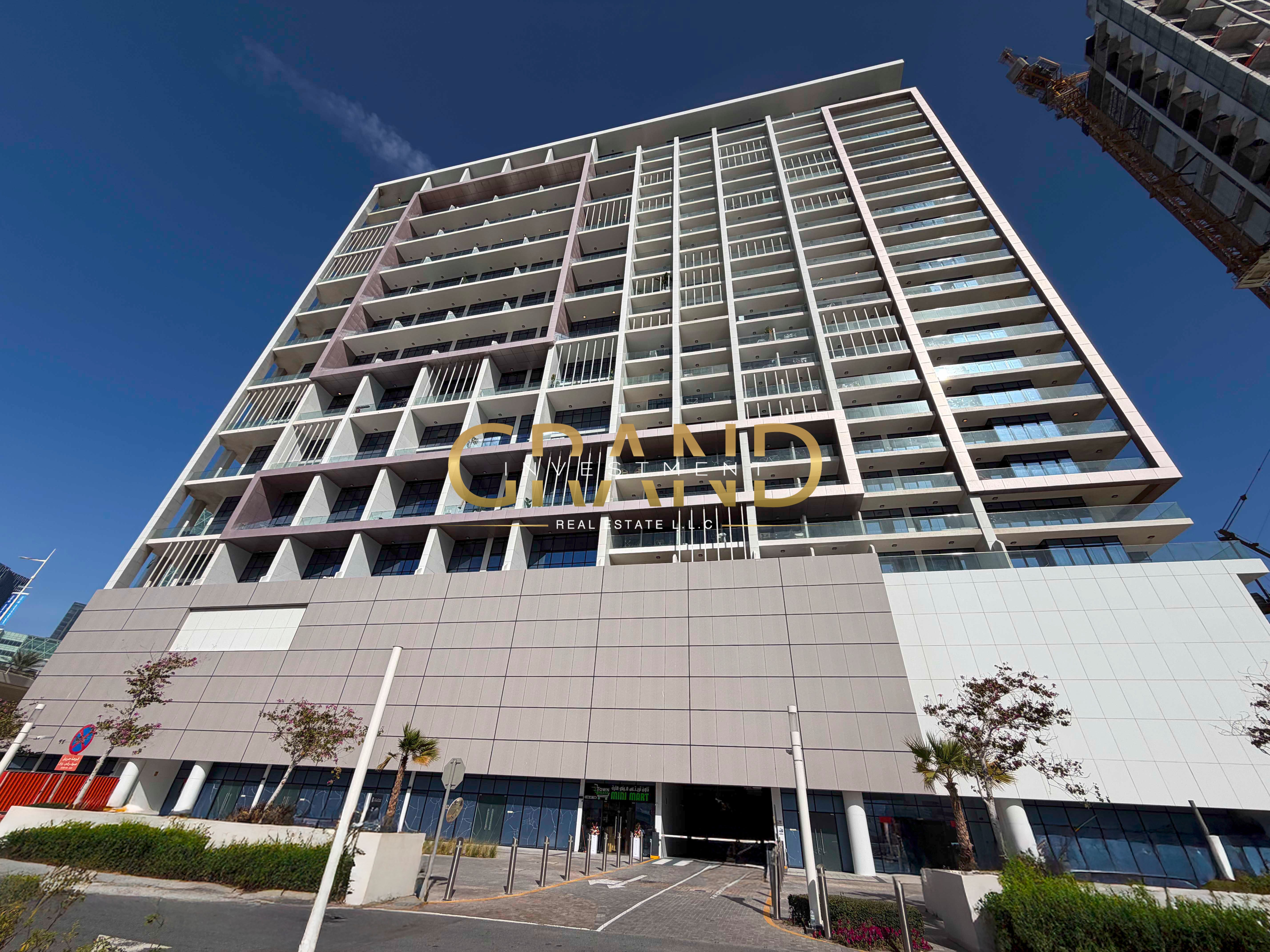 City and Pool View Apt | 2 Balconies | Furnished