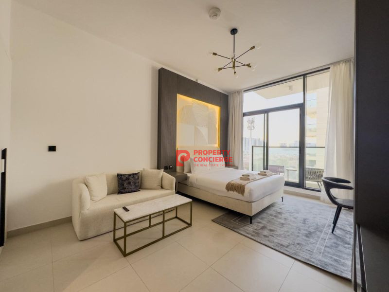 Fully Furnished| Luxury Living| Single Cheque