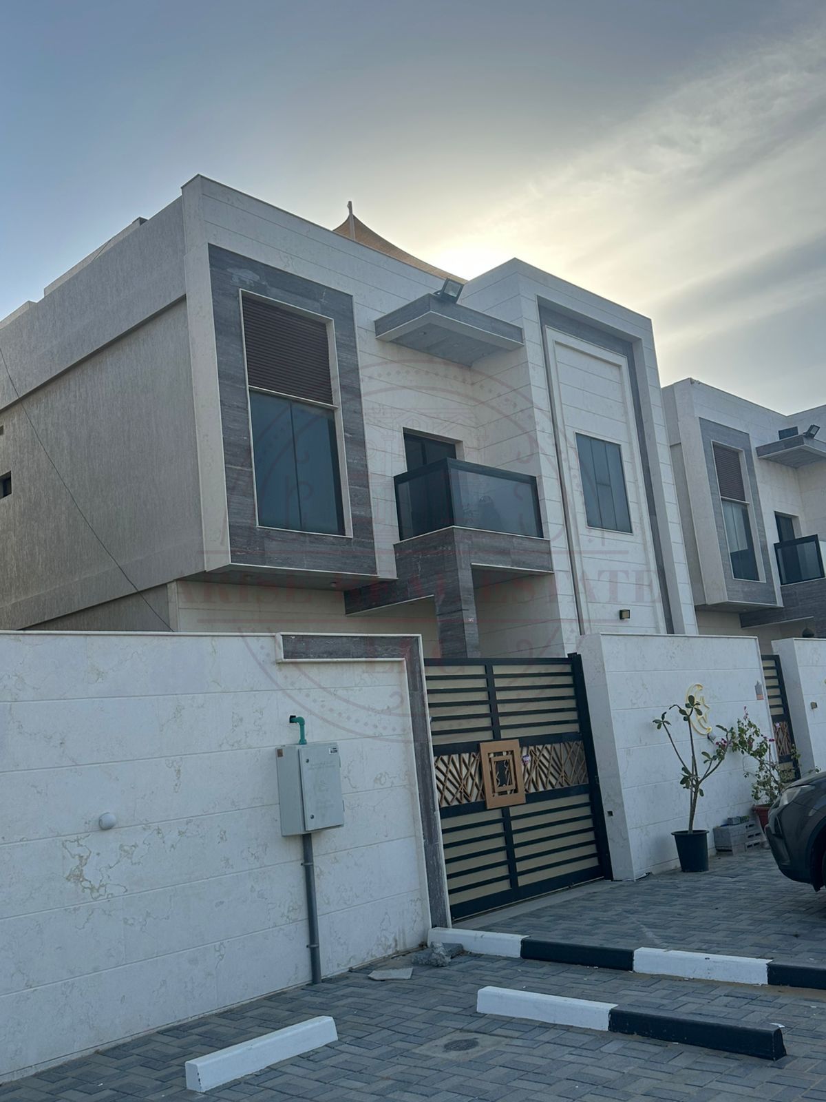 Modern Villa 6BR Villa – Hall + Majlis Maid rom – Best Price 120K