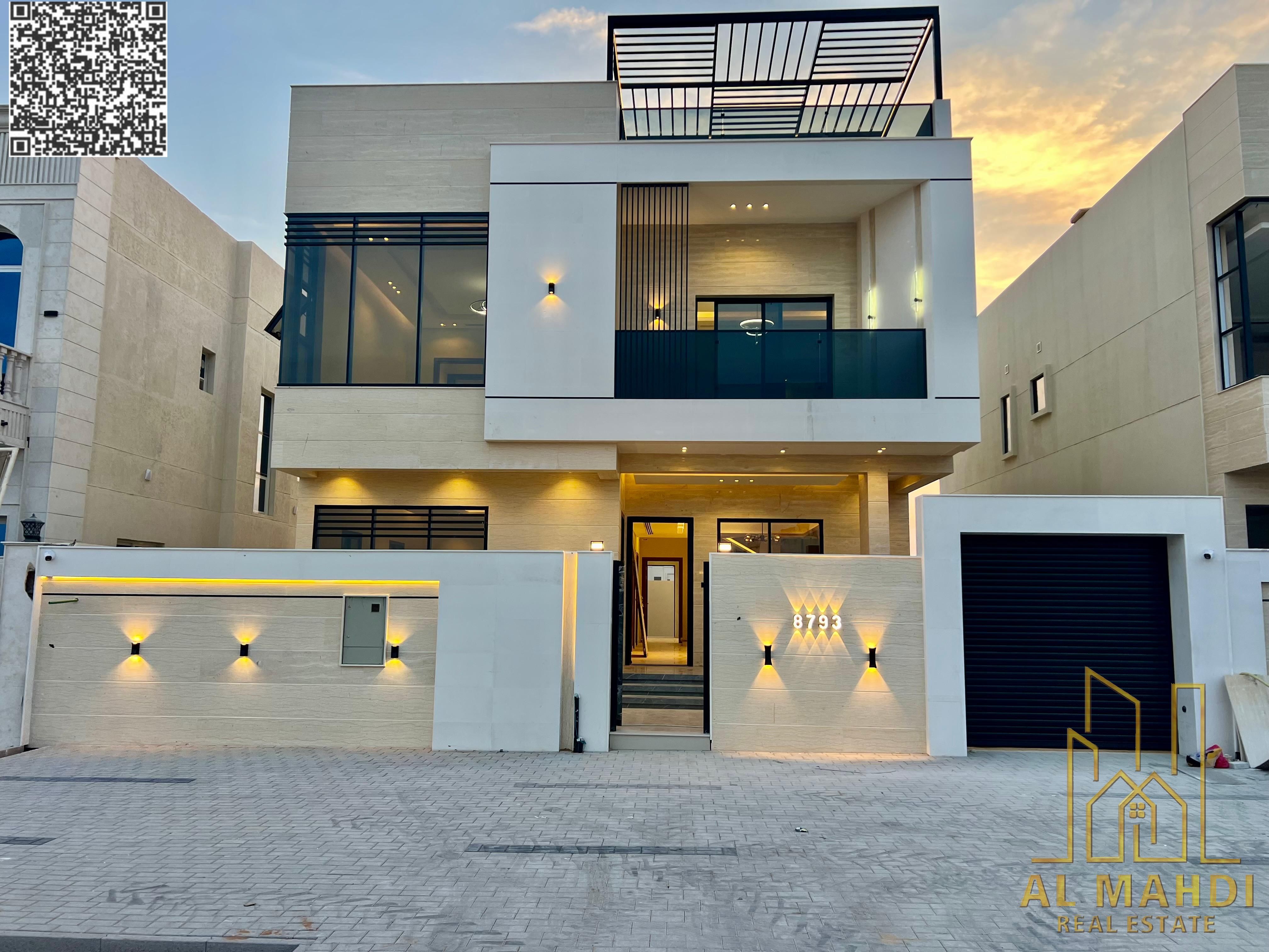 A villa among the most luxurious villas in Ajman, built and finished to a super deluxe standard, with a very large building area and rooms, freehold o