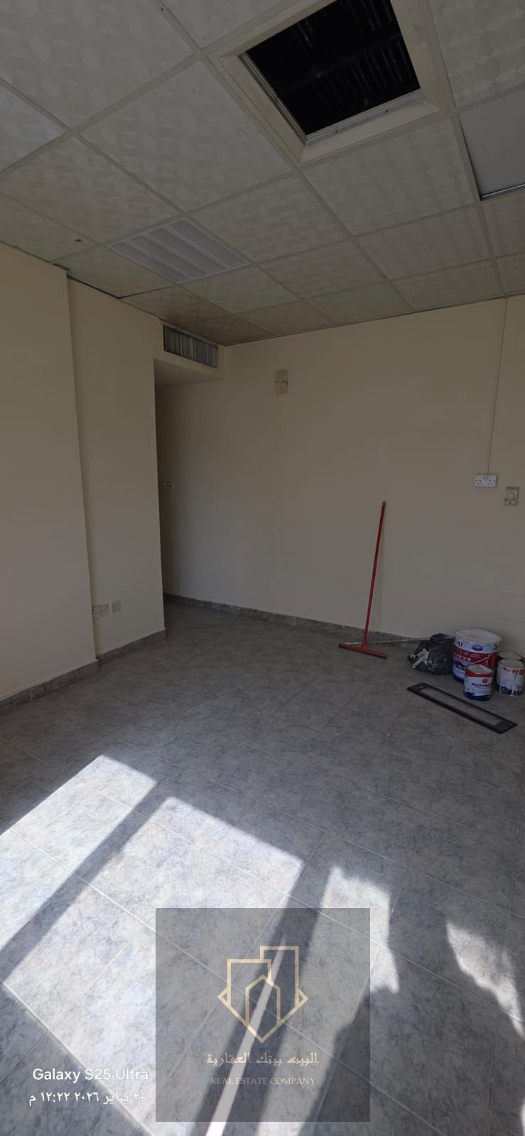 A spacious 1 Bedroom + Living Room apartment (950 sq. ft) available for annual rent in a lively and strategic