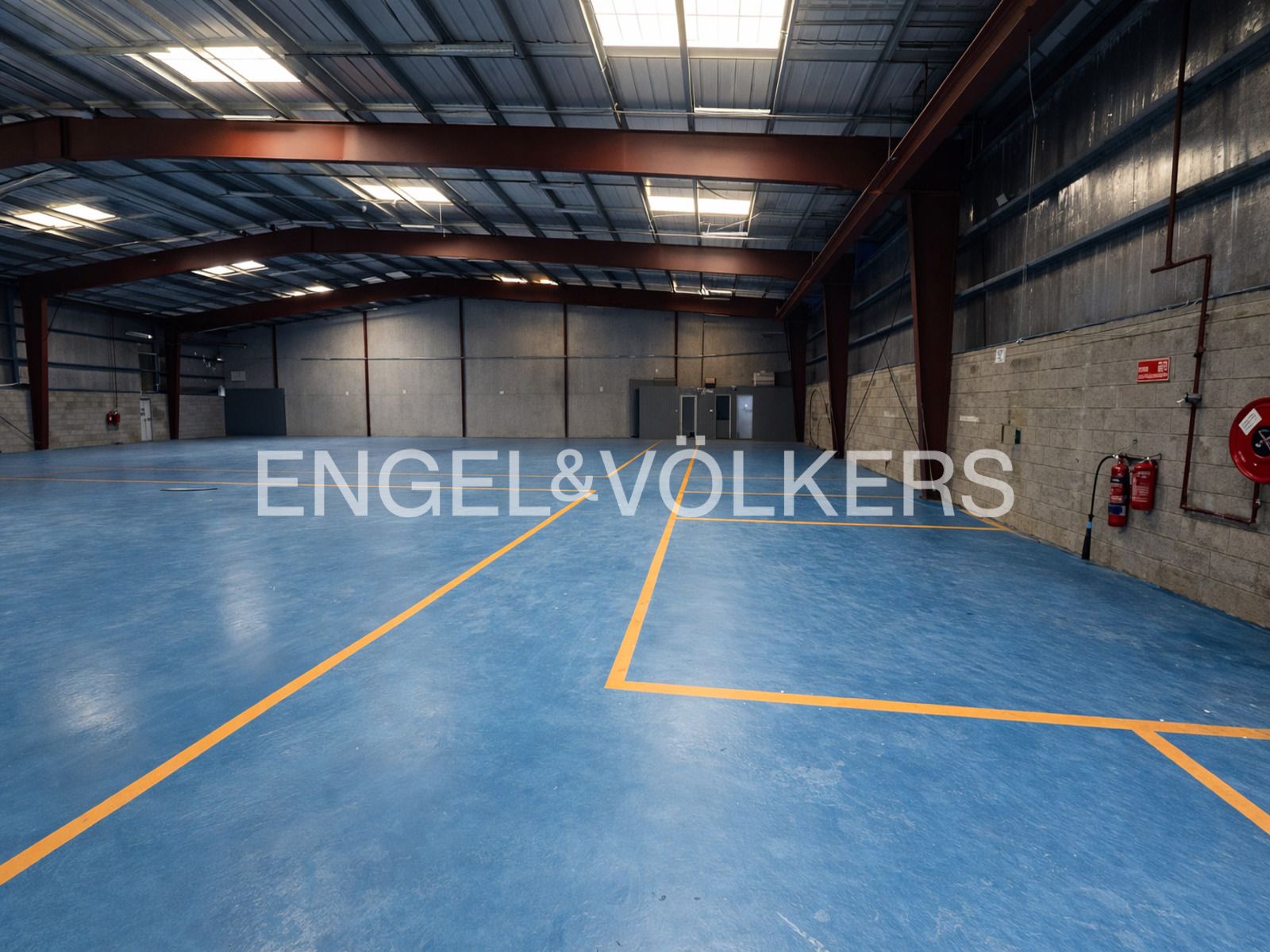 150KW Power | Ramp Access | Vacant | High Ceiling