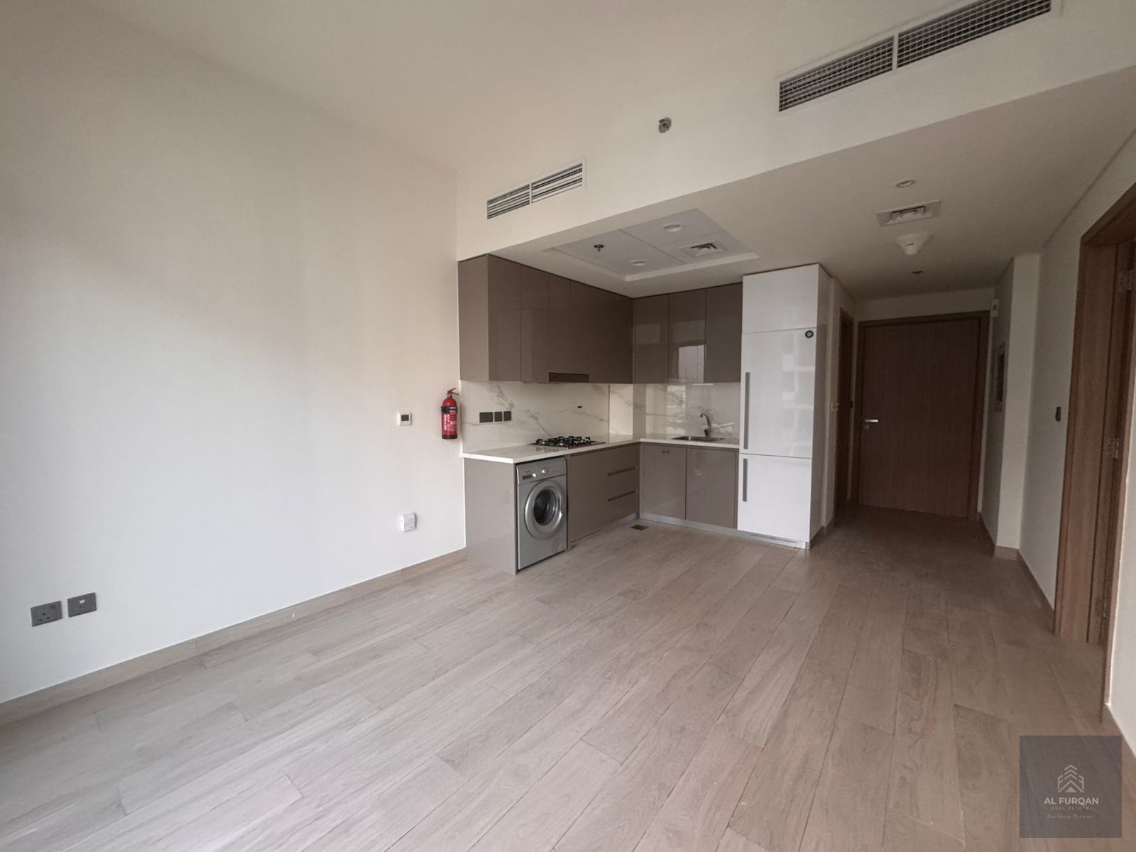 1BHK || Chiller free |I Pool View I| Ready to Move