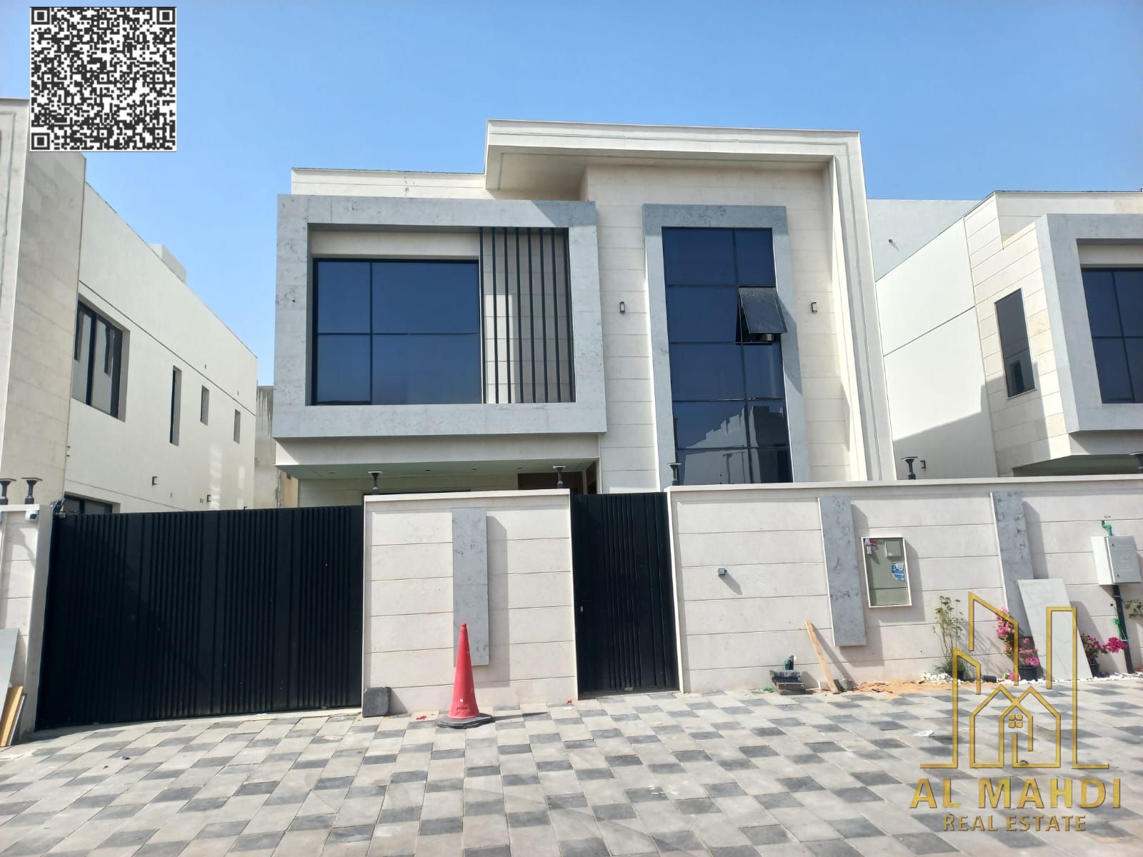 Luxury villa for rent in Al Zahia | 5 master bedrooms + swimming pool + roof terrace + majlis + living room + kitchen + maid's room | 120,000 / 4 inst