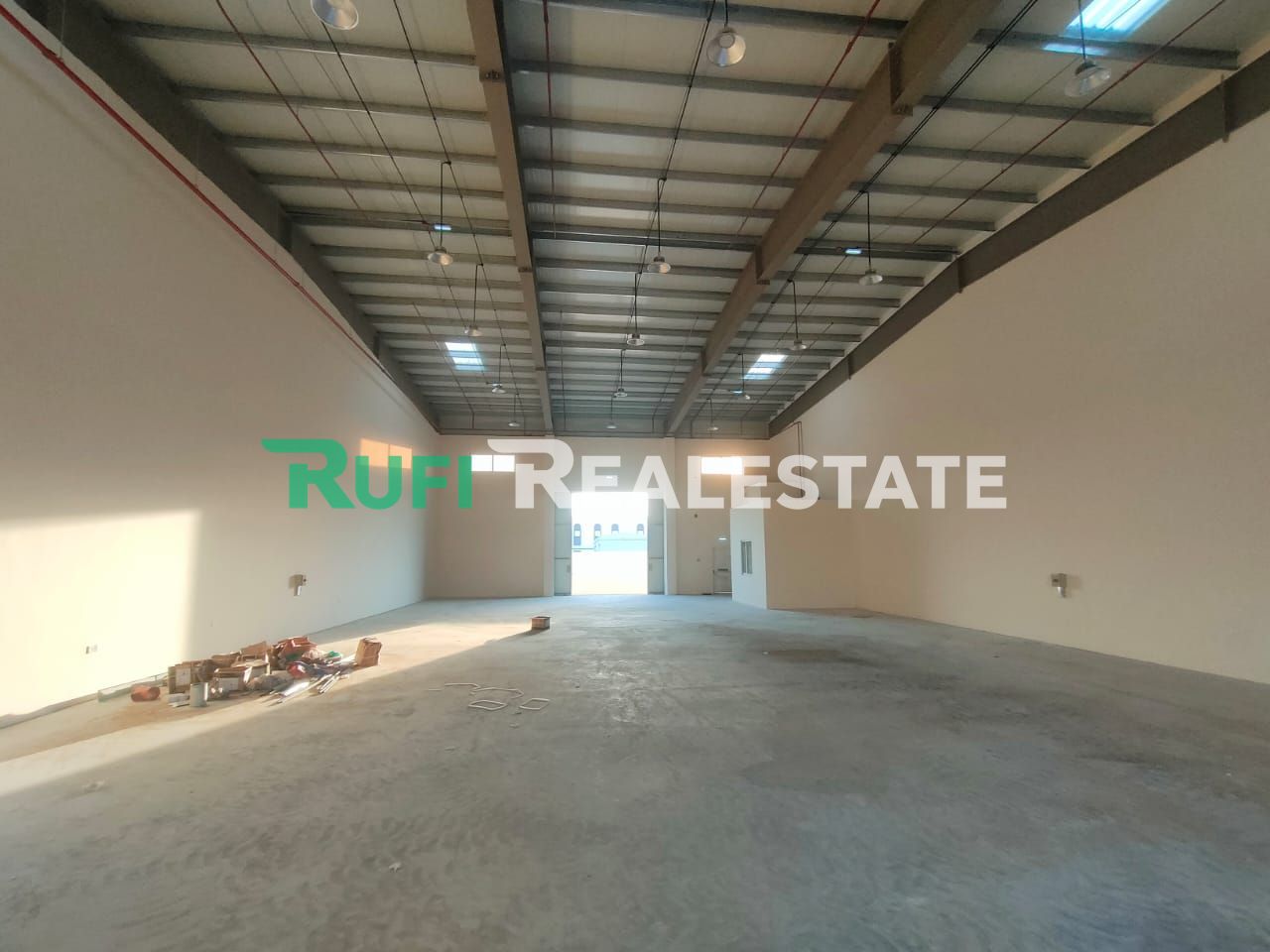 READY TO MOVE///4860 SQ,FT WAREHOUSE FOR RENT IN EMIRATES MODERN INDUSTRIAL AREA . UAQ