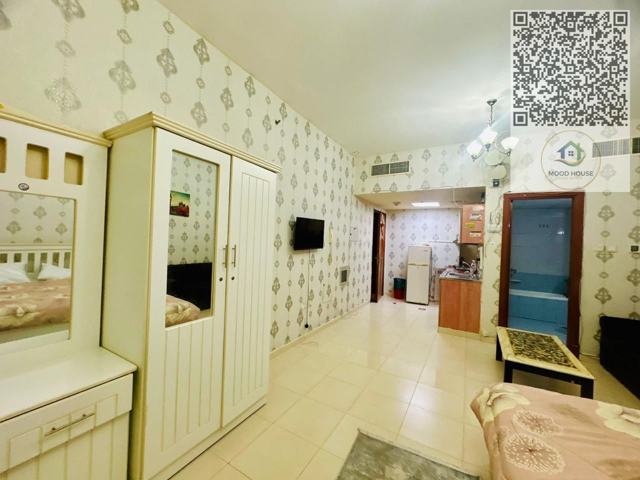Al Bustan Area – Emirate of Ajman Al Bustan is one of the oldest and most well-known residential areas in the Emirate of Ajman. It features a vibr