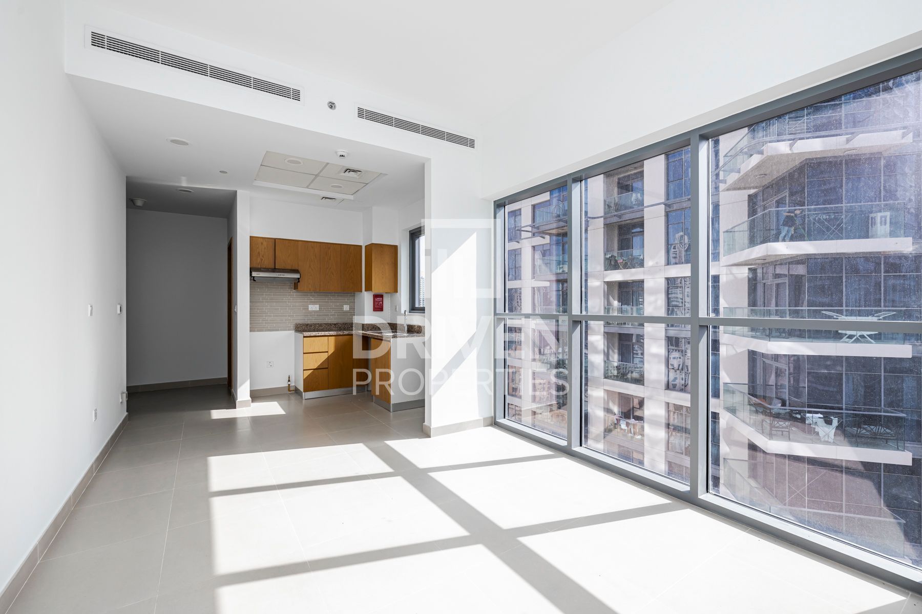 Modern Apt | Downtown | Multiple Cheques