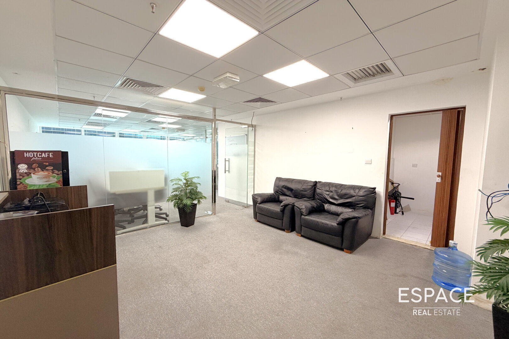 Prime Location | Vacant | Furnished