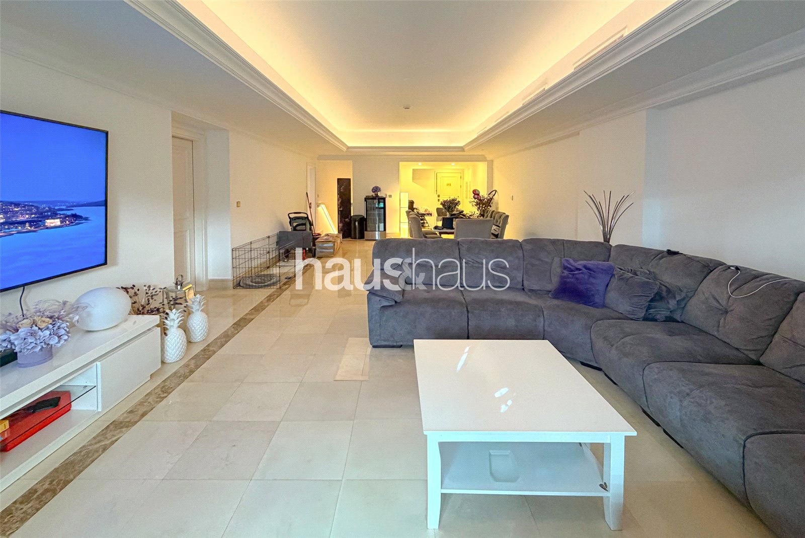 Vacant On Transfer | Triplex | Garage | Beach