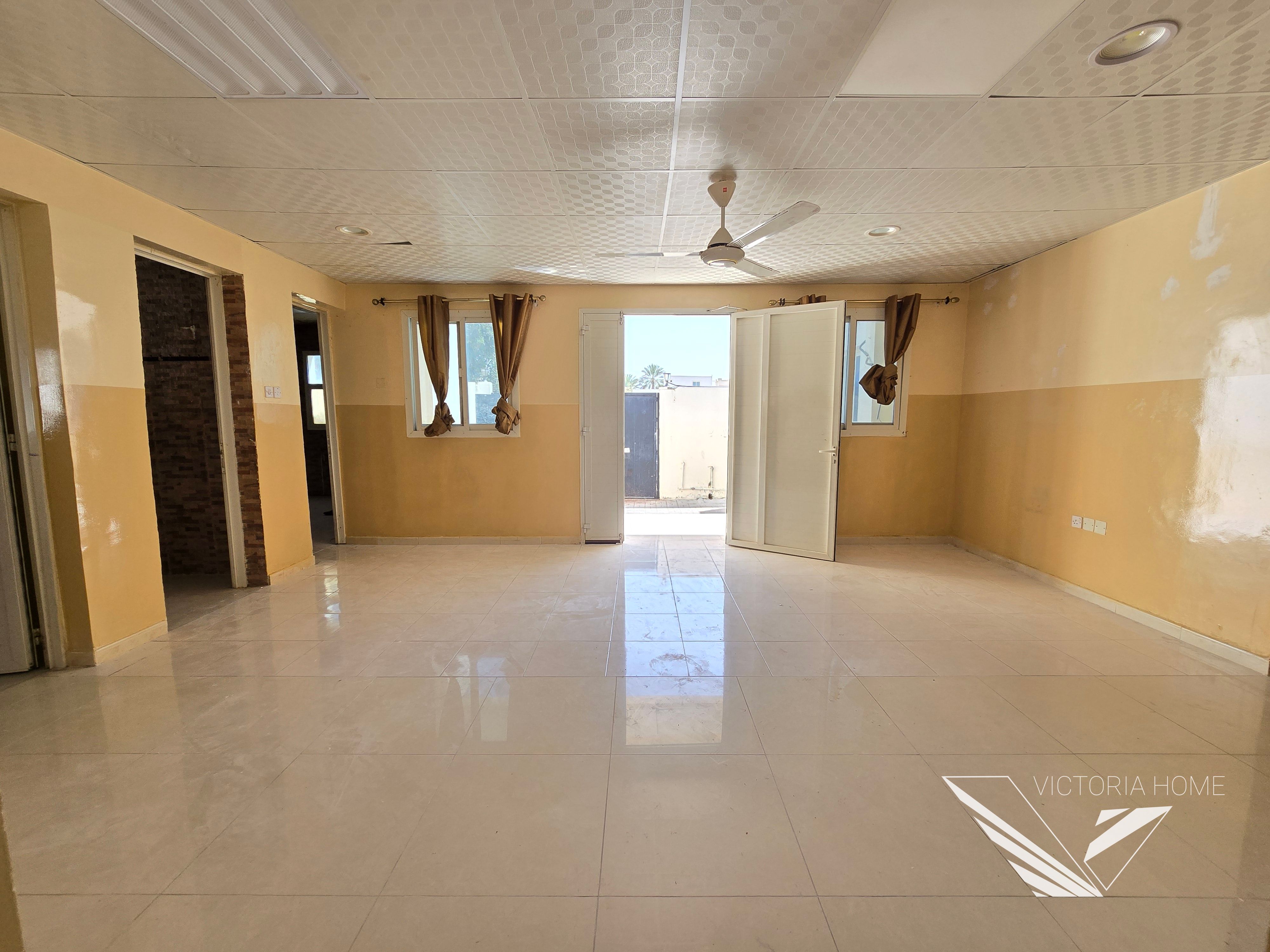 Spacious 4bhk Villa Ready to Move Near Park 53k
