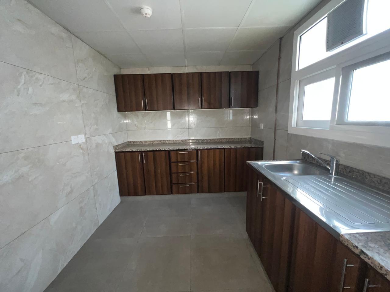 Lavish 1bhk apartment just in 40k ready to move
