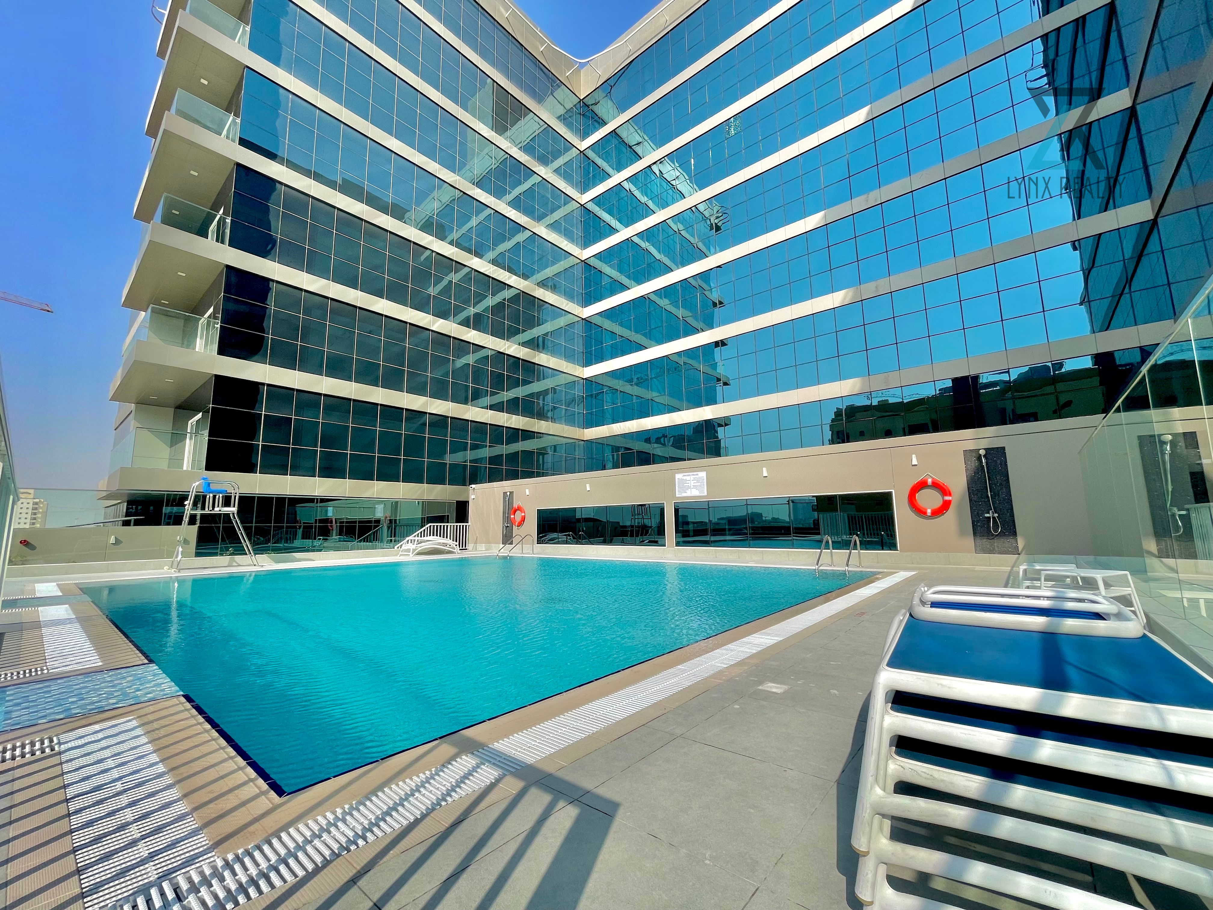 ELEGANT 1 BHK | OPEN VIEW | EQUIPPED KITCHEN | PARKING