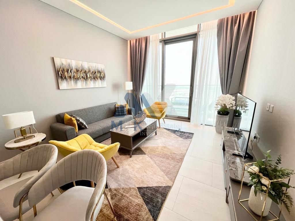 Ready-to-Move / 2 Balcony / 20K Monthly with Bills
