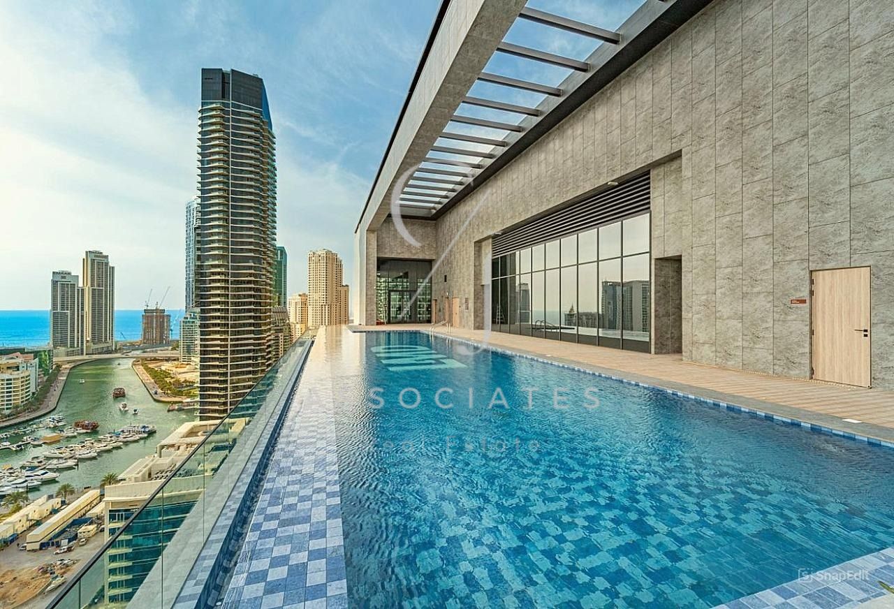 Large Layout* Mid Floor* Large swimming pool