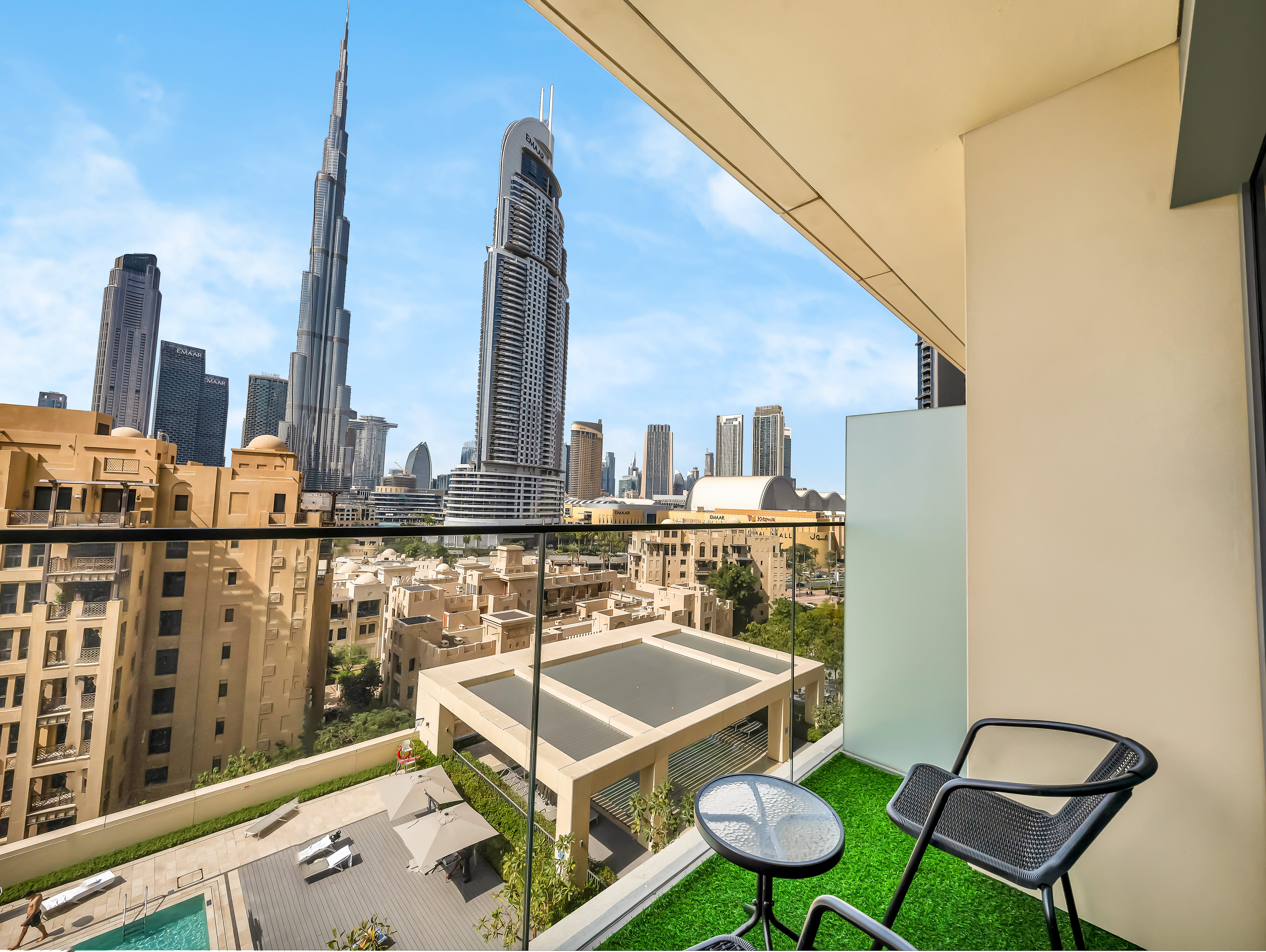 Burj Khalifa Fountains View Dubai Mall 2 Pools 2BR