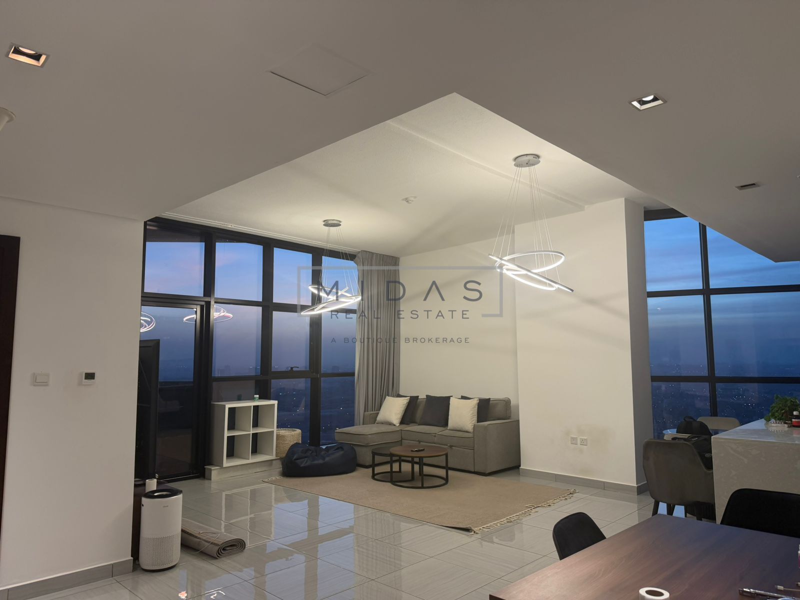 1BR/vacant/Ready to Move in/Brand NewlSpacious