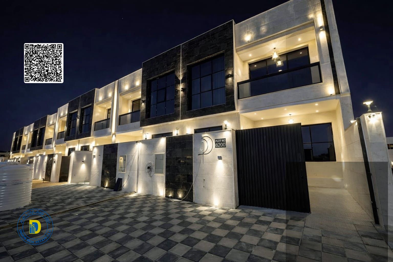 An unmissable opportunity at a fantastic price! 5-bedroom townhouse with a roof e in Al-Helio 1. Registration fees . Bank financing . Freehold.