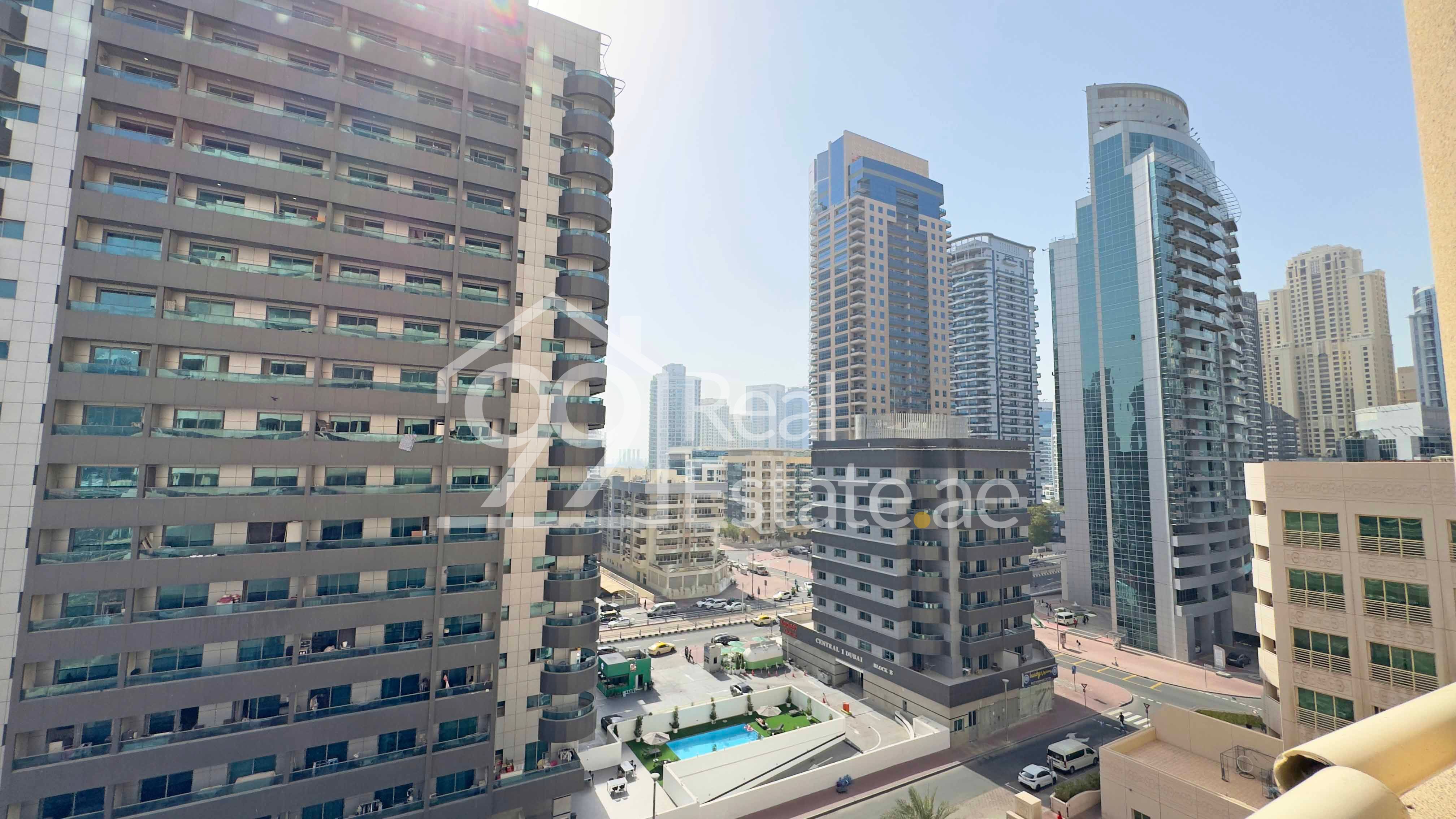 Vacant | Huge Balcony | Close to Metro Station