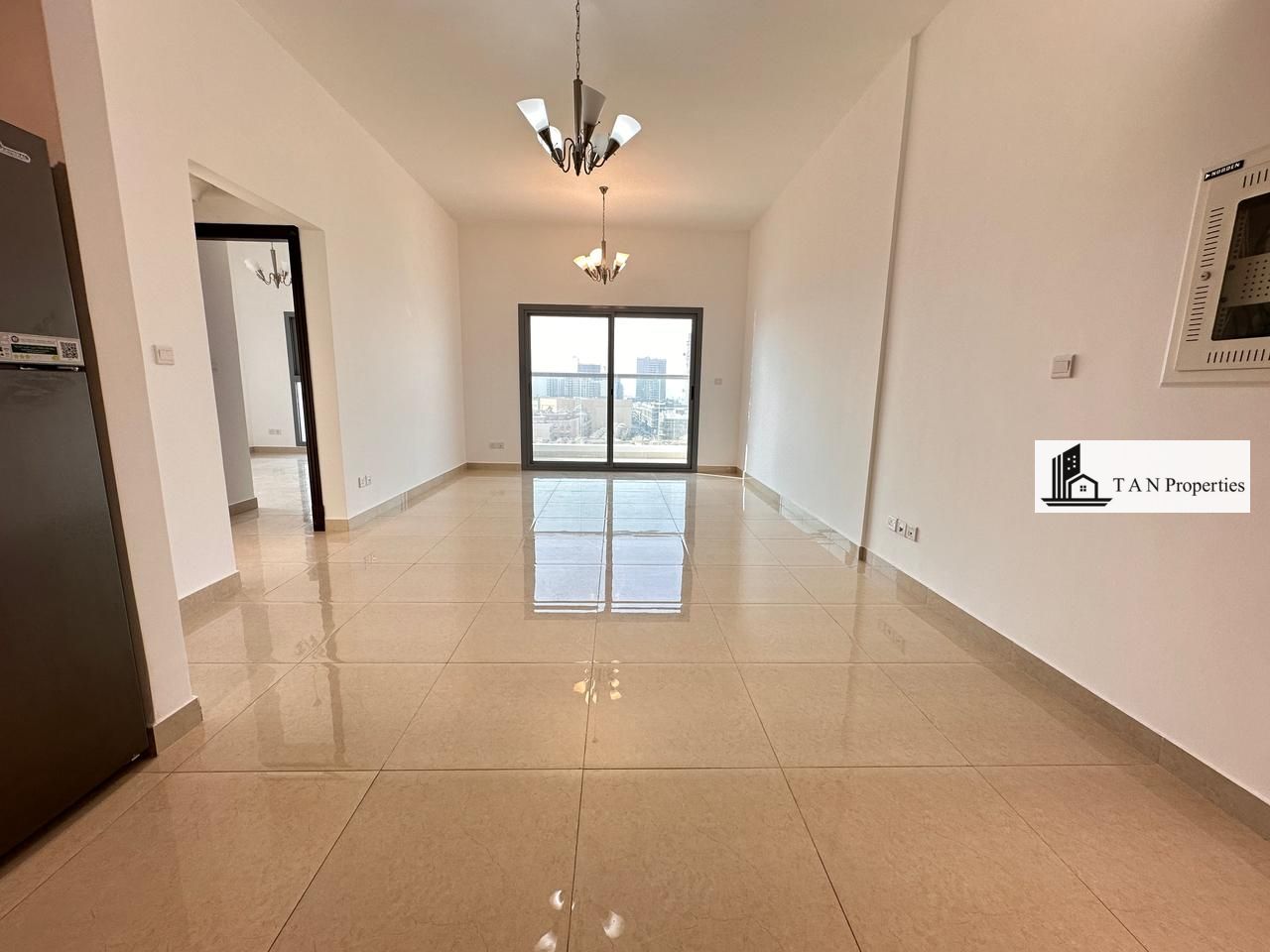 Spacious Layout | 6 Cheques Flexible | Ready to Move