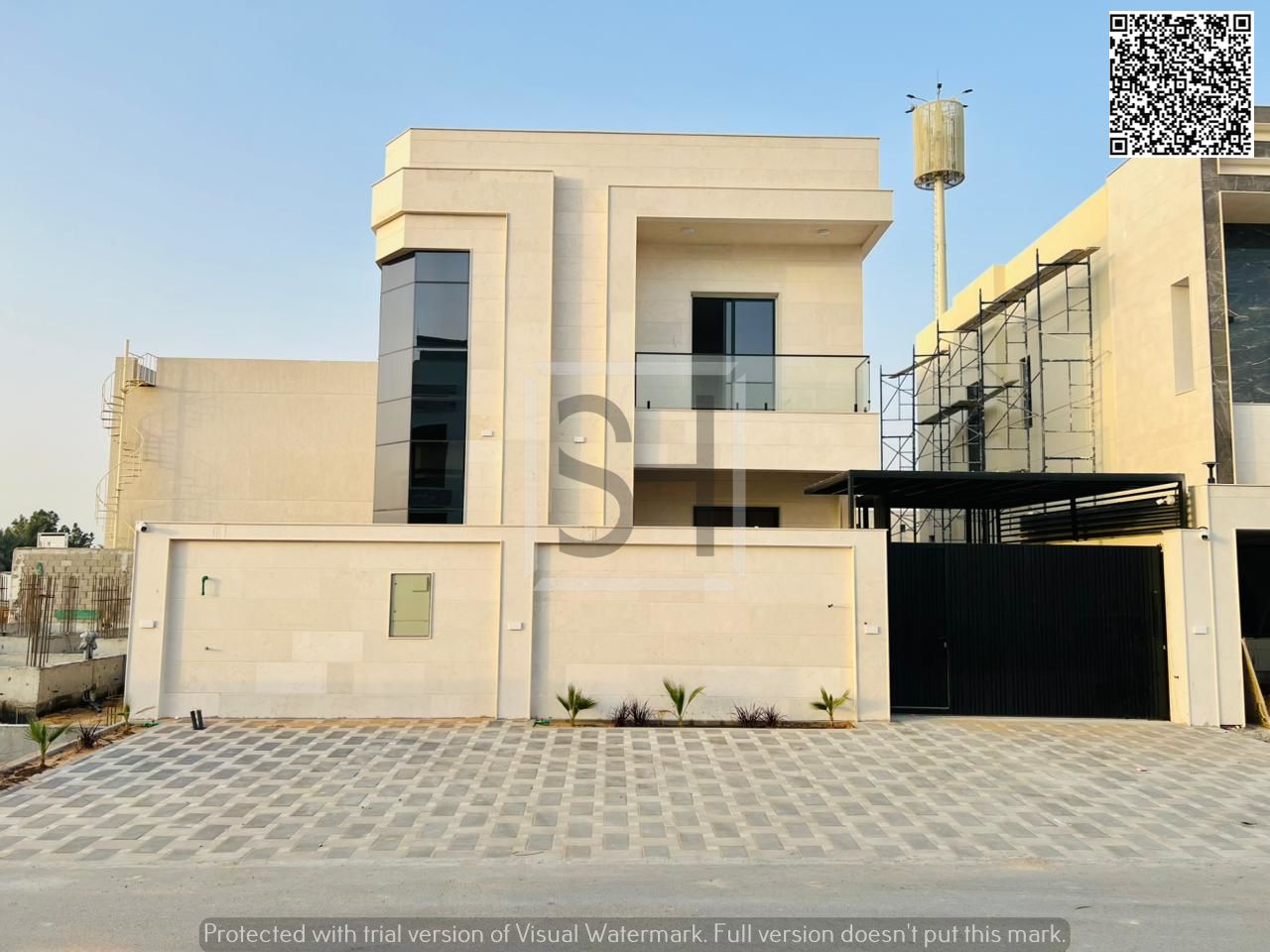 Villa for sale in a prime location opposite services and Sheikh Mohammed Bin Zayed Road.