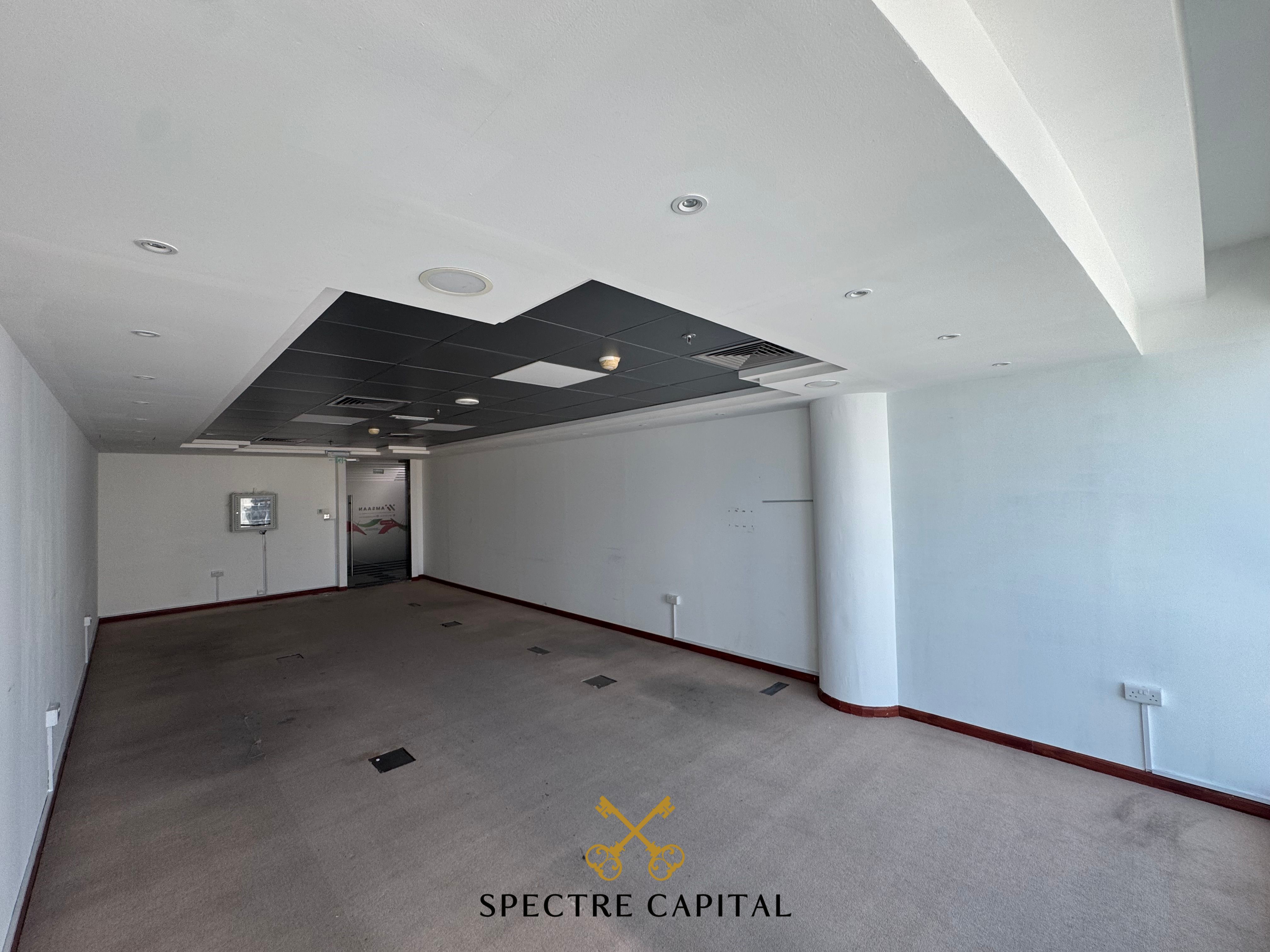 OPEN LAYOUT OFFICE | SPACIOUS LAYOUT | BURJ KHALIFA VIEW