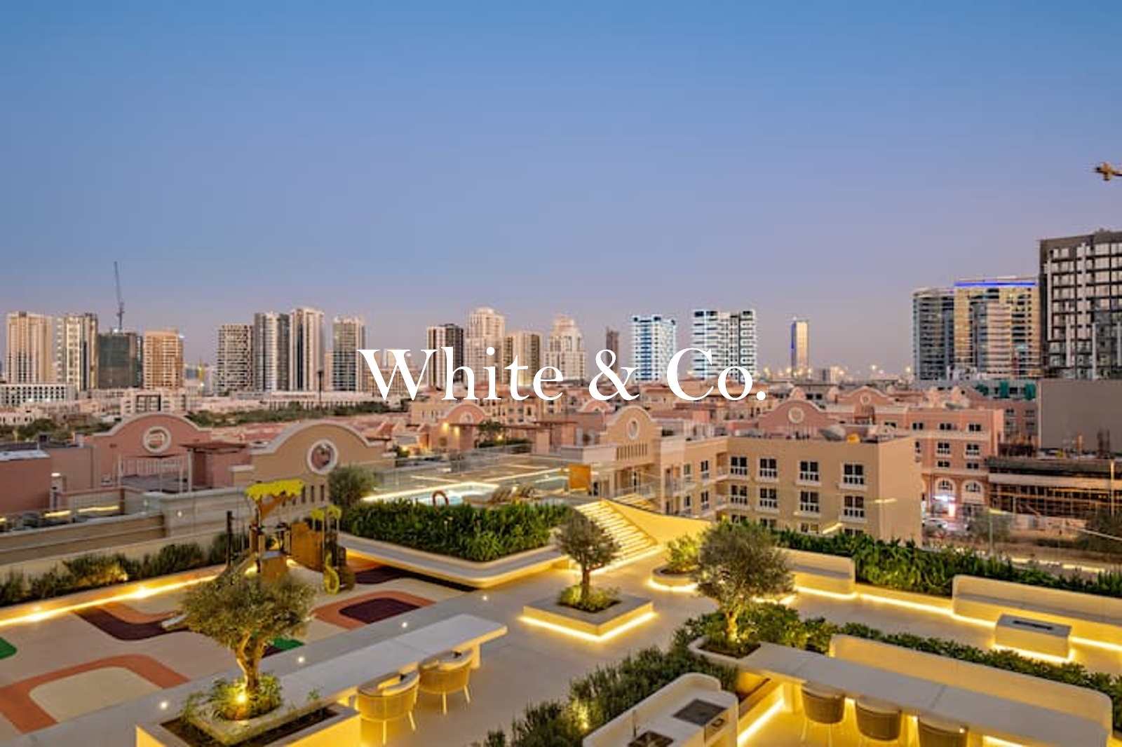 Fully Furnished | Brand New | Flexy cheques