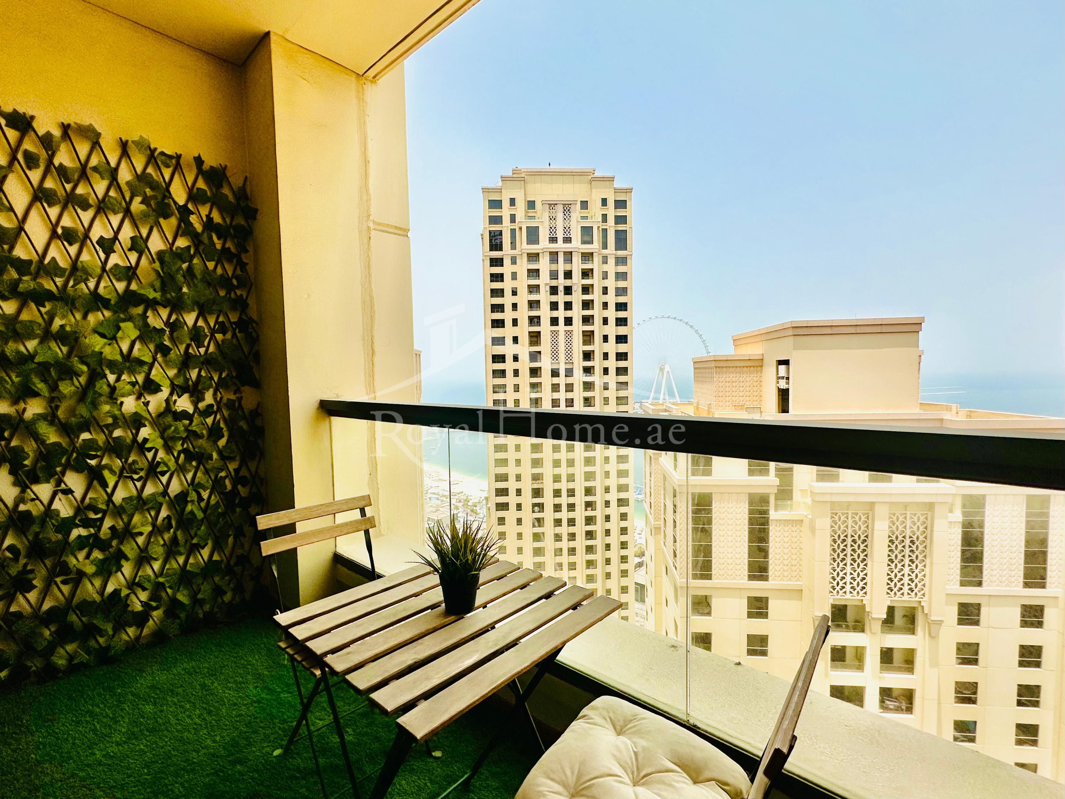 Beachfront Luxury | Spacious 2BR Apartment | JBR