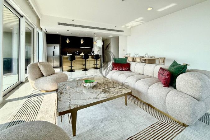 Incredible 3-bedroom apartment with iconic views