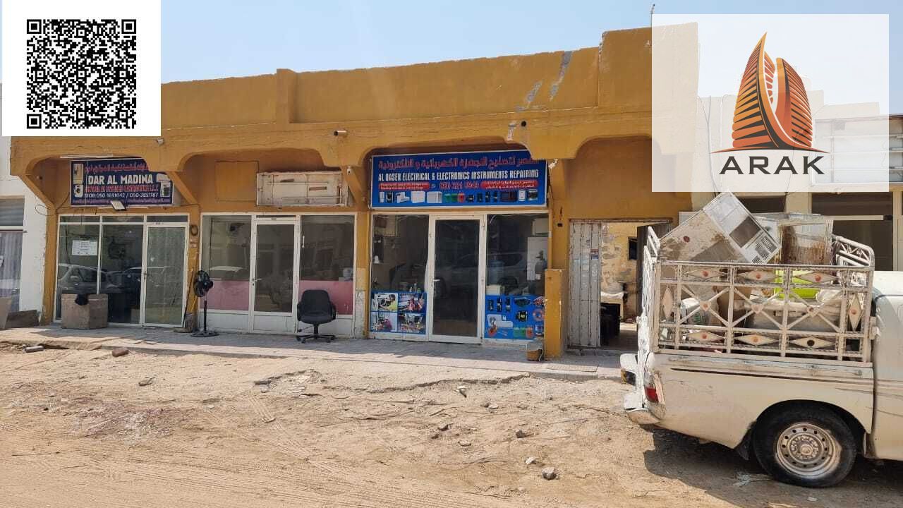 Old Residential Commercial House for Sale in Liwara 2 – Prime Location A great investment opportunity in Liwara 2. An old house with residential comme