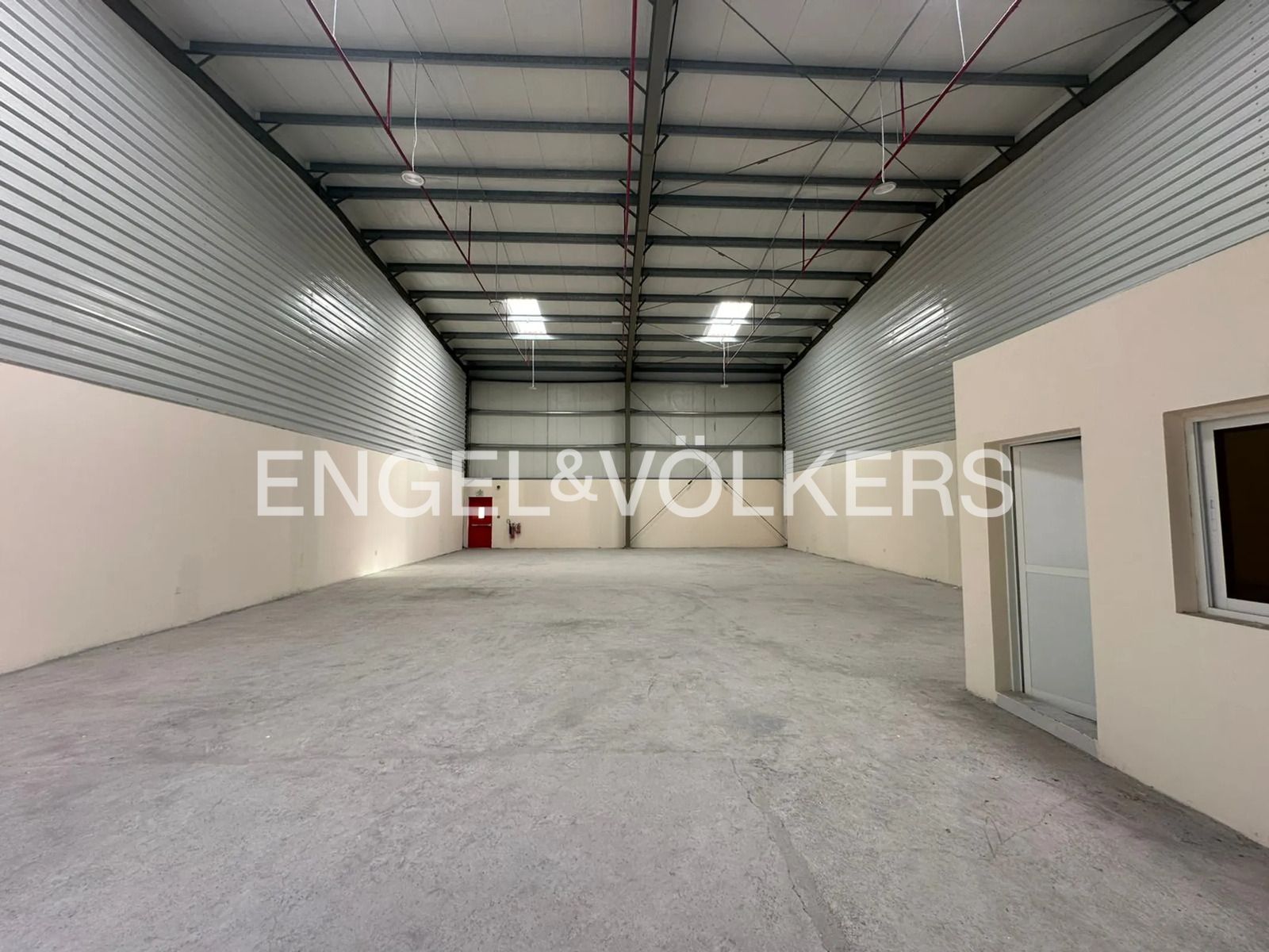 Brand New| High Quality | Clean | Well-Maintained