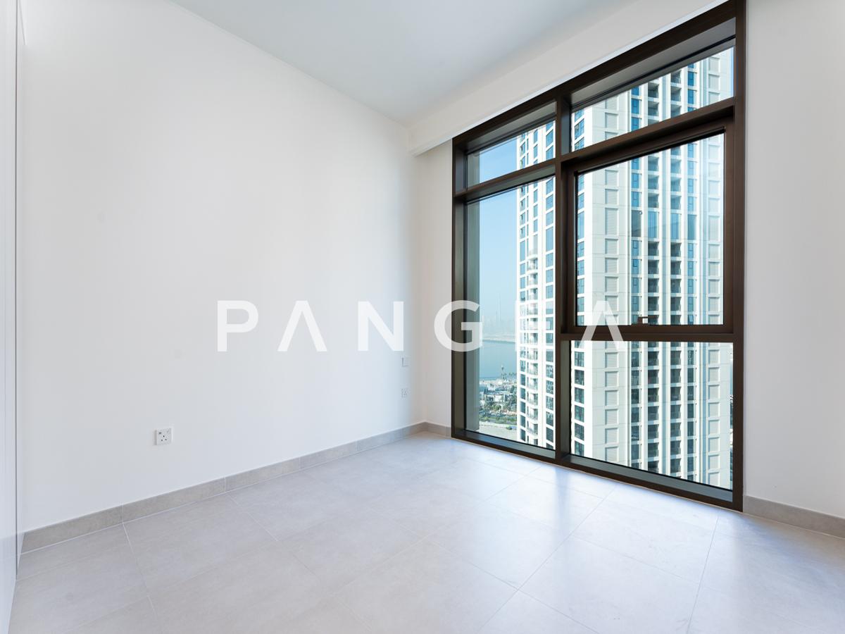 Burj Khalifa and Community View | Vacant