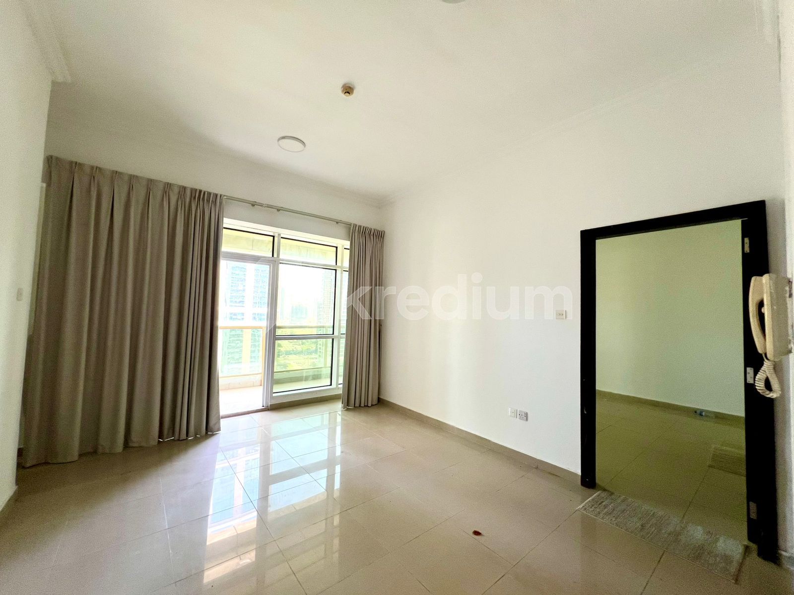 Lake View 1BR | Huge Balcony | Close to Metro