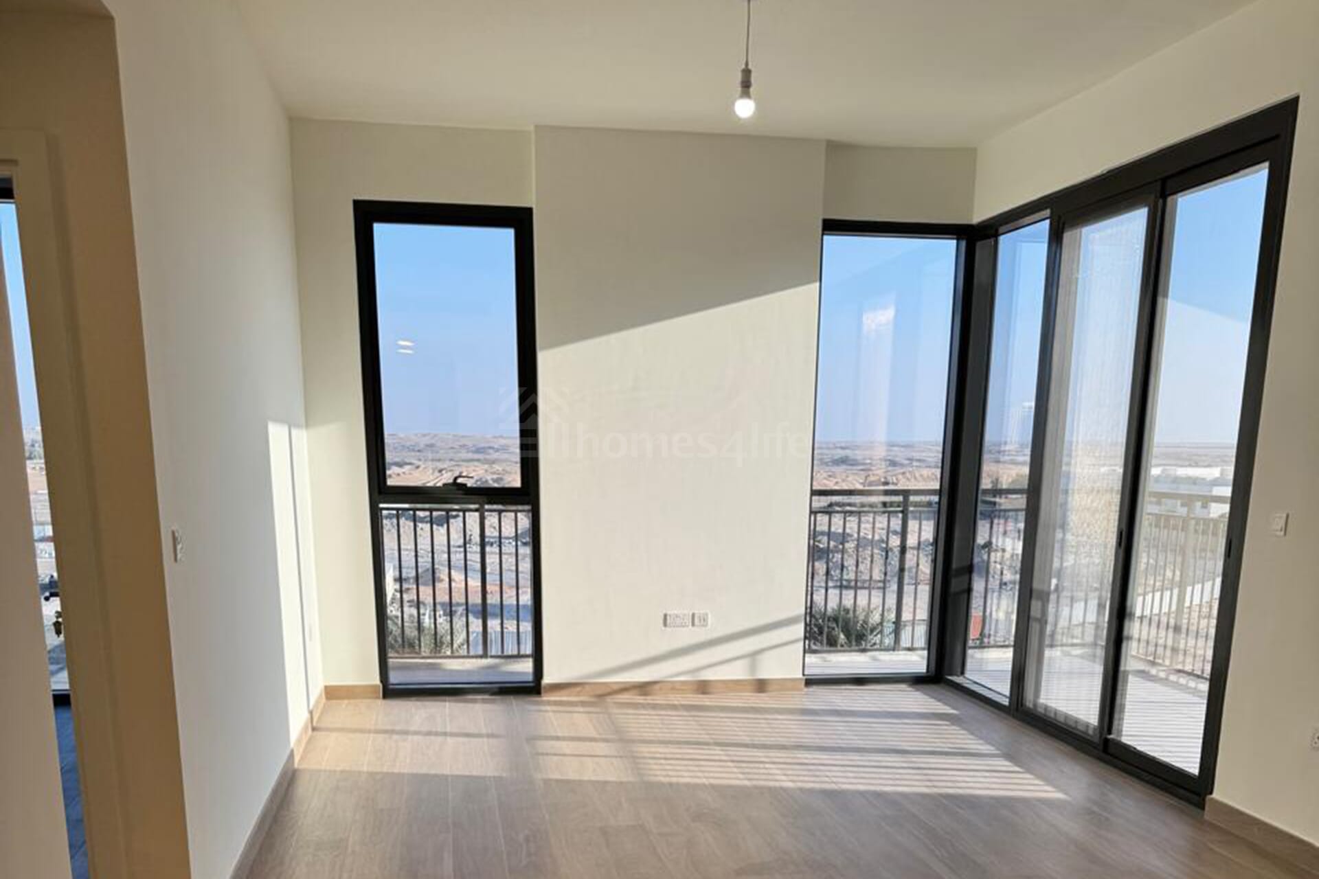 2 SPACIOUS BEDROOMS | PRIME LOCATION | VACANT